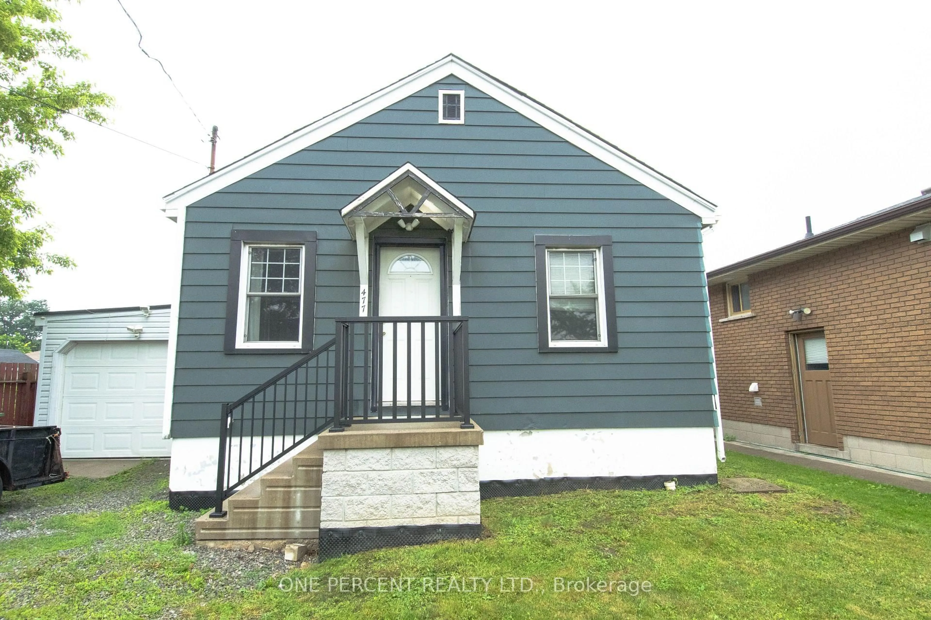 Home with vinyl exterior material, street for 477 UPPER GAGE Ave, Hamilton Ontario L8V 4J2