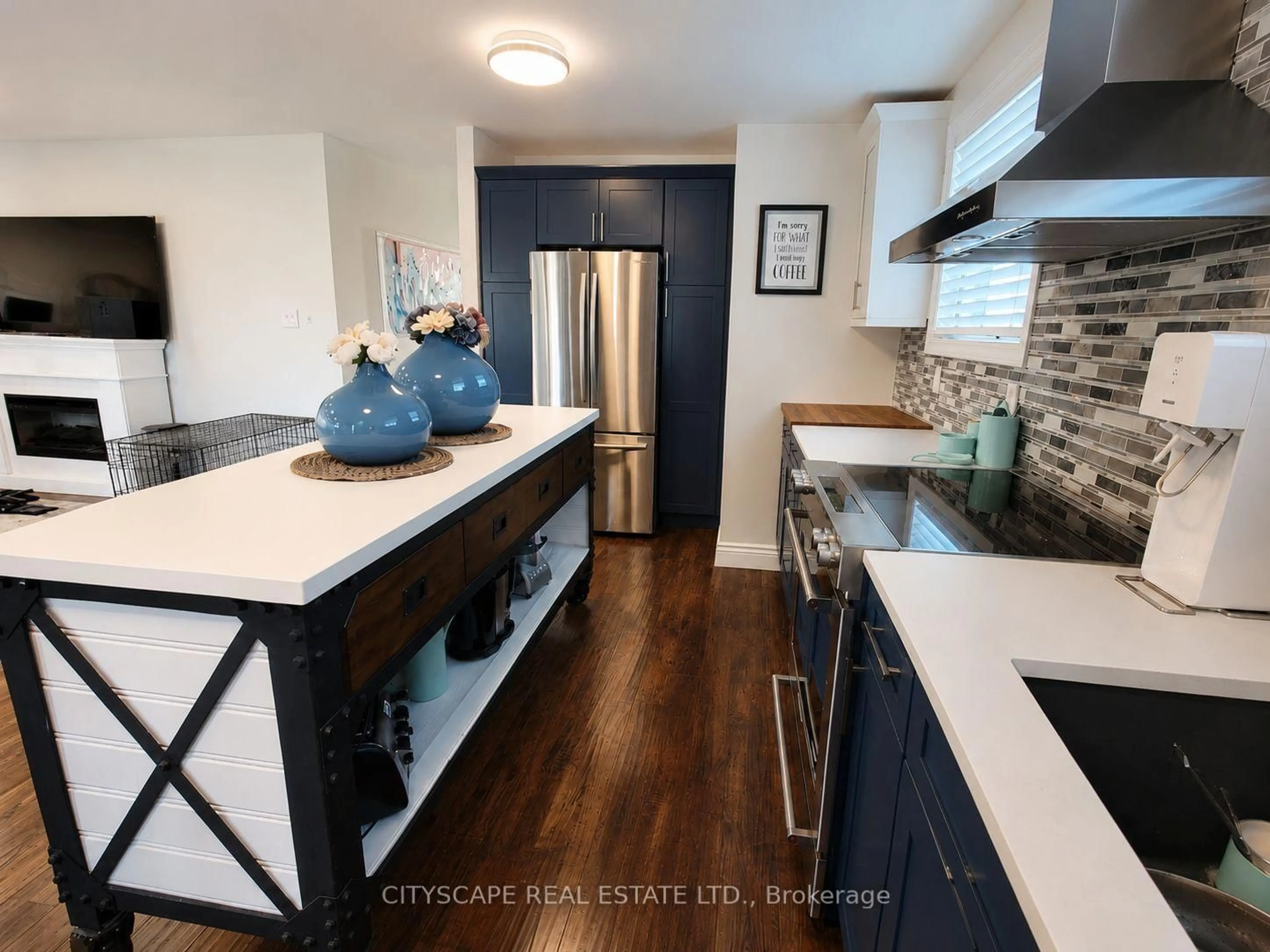 Open concept kitchen, unknown for 891 Curtis Cres, Cobourg Ontario K9A 2W2