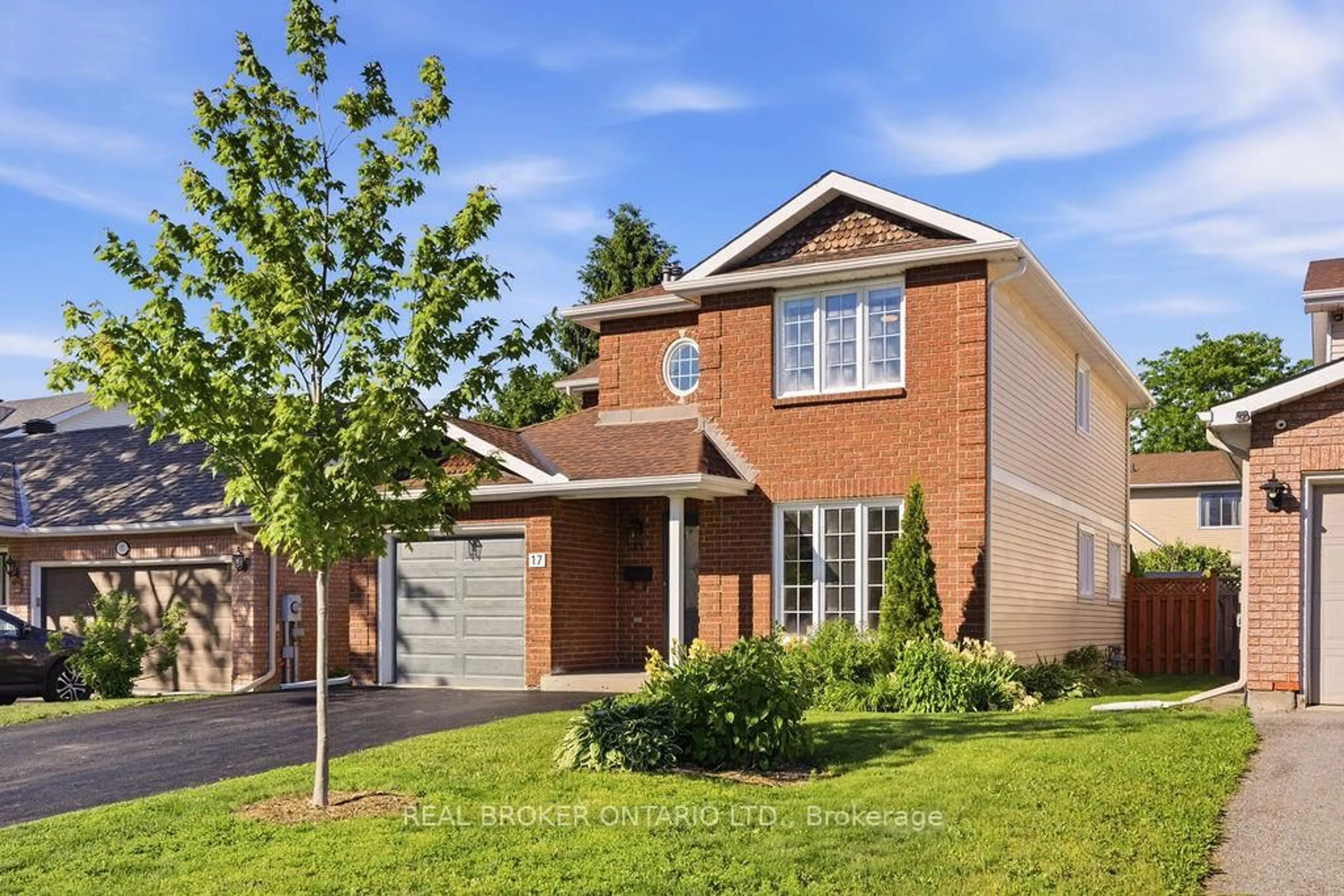 Home with brick exterior material, street for 17 Notman Way, Ottawa Ontario K1G 4P6