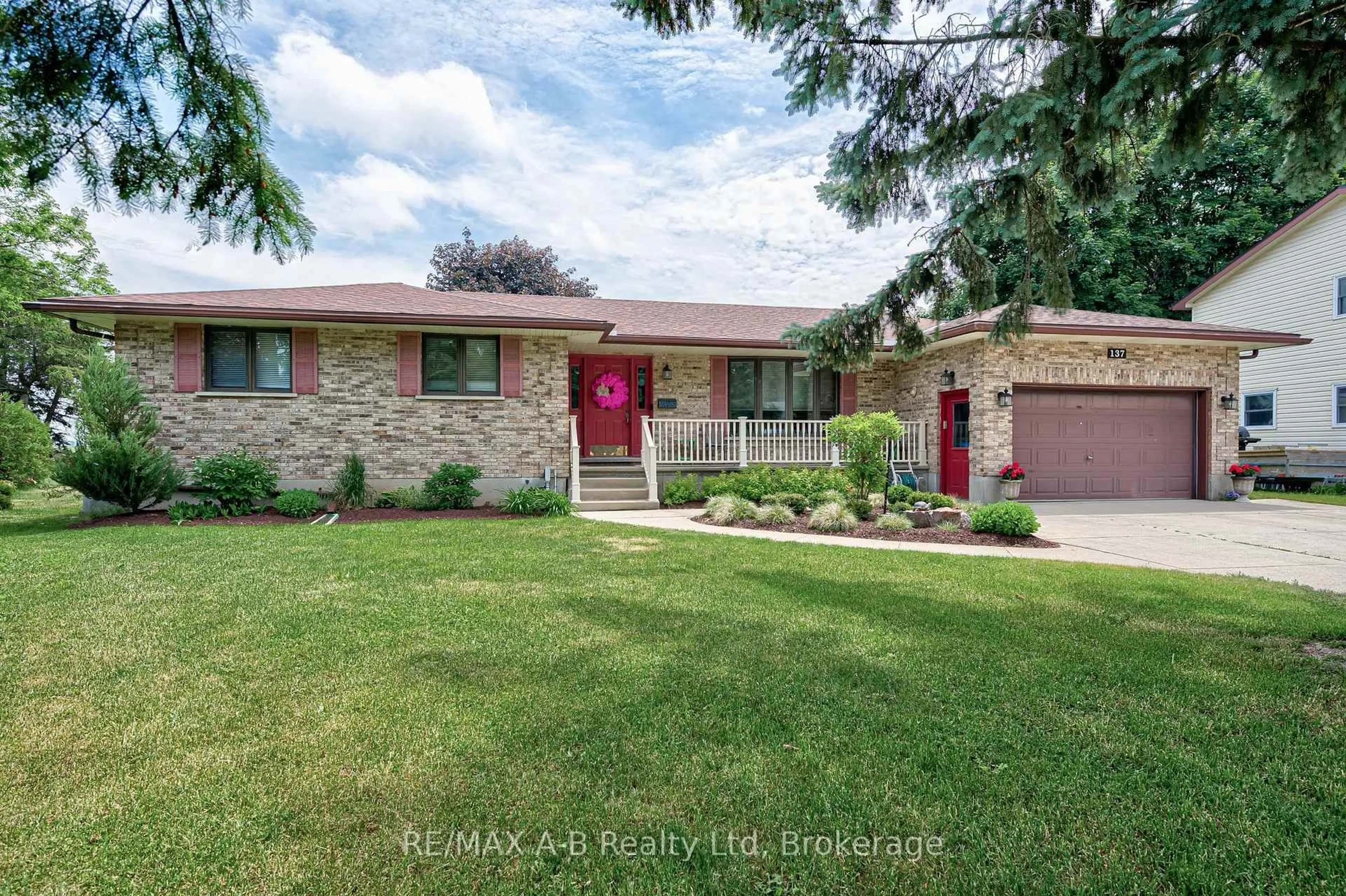 Home with brick exterior material, street for 137 Mitchell Crt, West Perth Ontario N0K 1N0