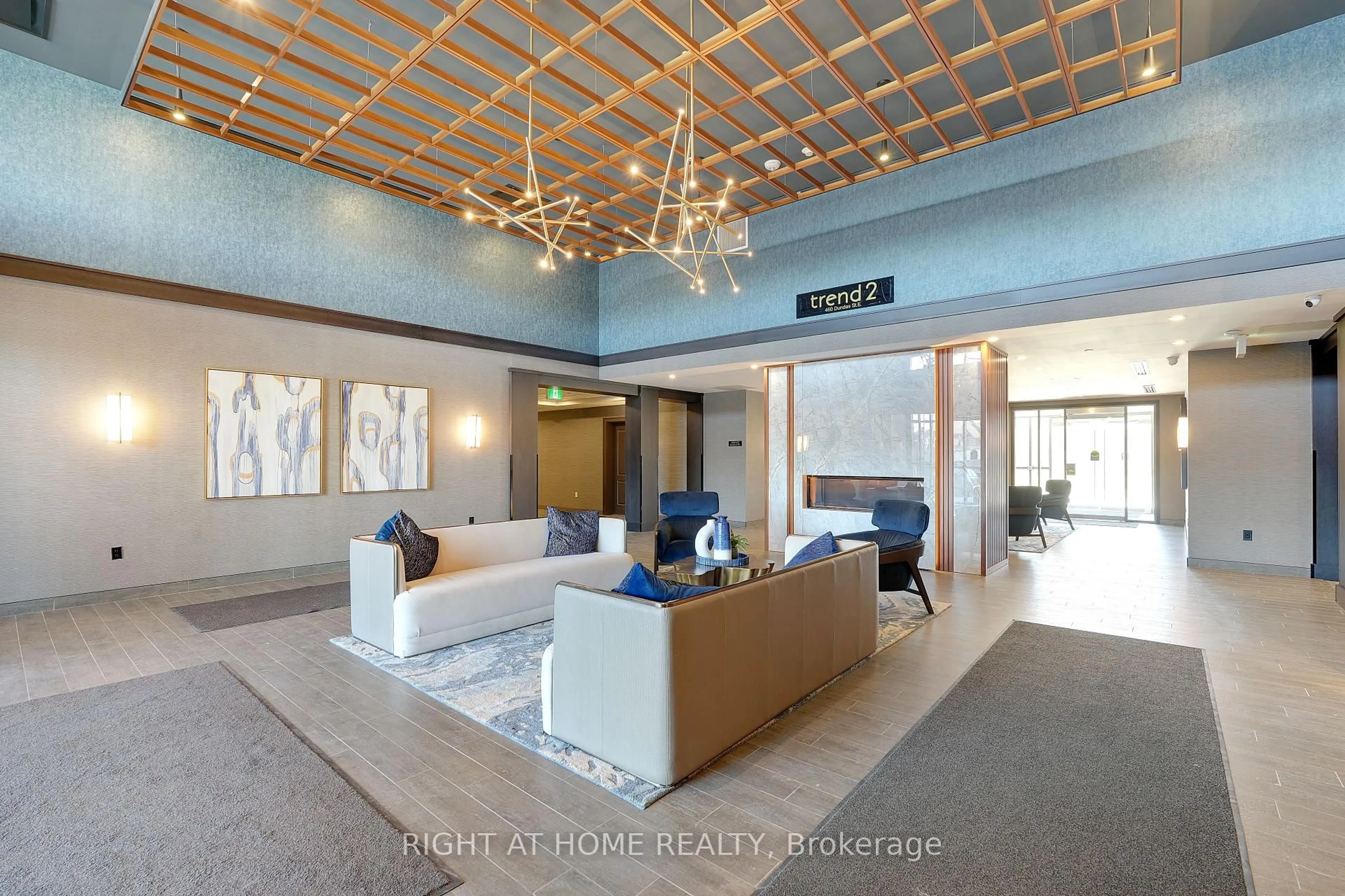 Lobby for 460 Dundas St #905, Hamilton Ontario L8B 2A5