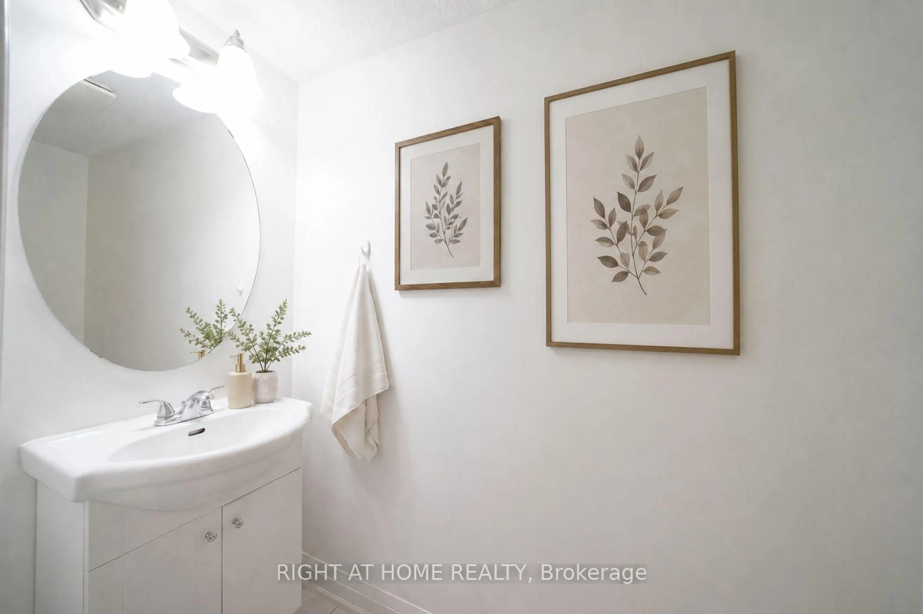 Standard bathroom, ceramic/tile floor for 66 ARLINGTON Cres, Guelph Ontario N1L 0L1