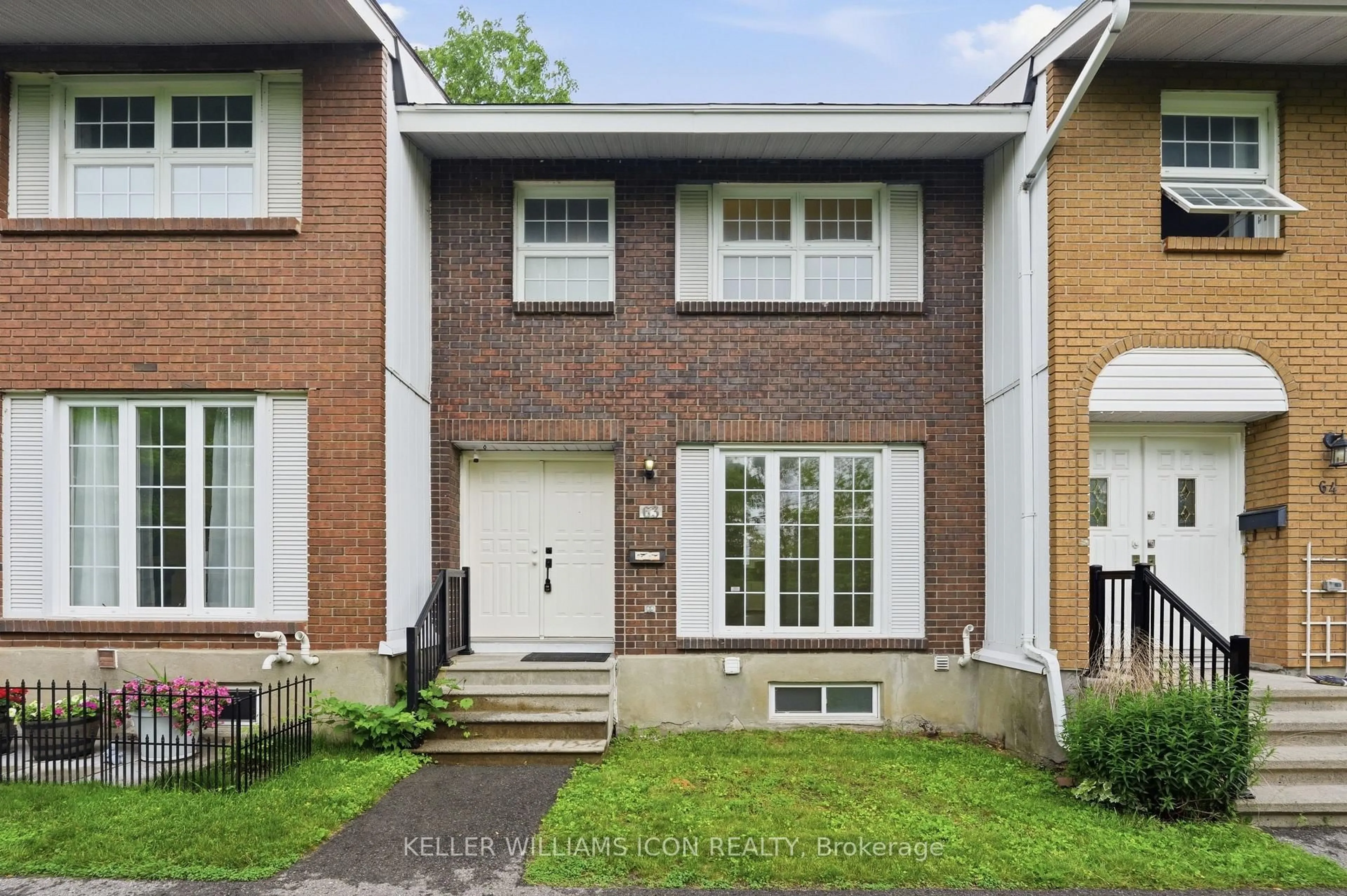 Home with brick exterior material, street for 3260 Southgate Rd #63, Ottawa Ontario K1V 8W9
