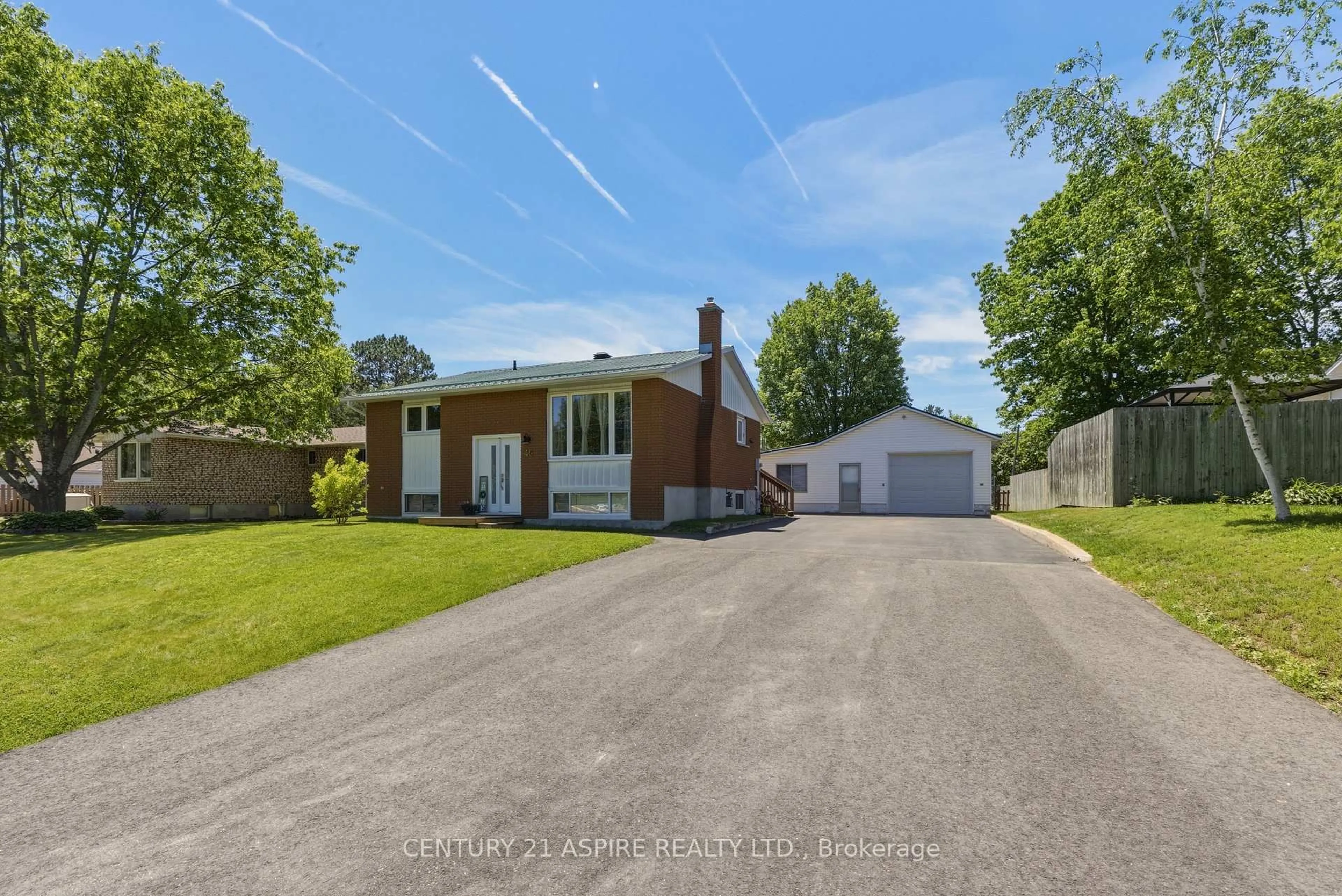 A pic from outside/outdoor area/front of a property/back of a property/a pic from drone, street for 46 Cook St, Chalk River Ontario K0J 1J0