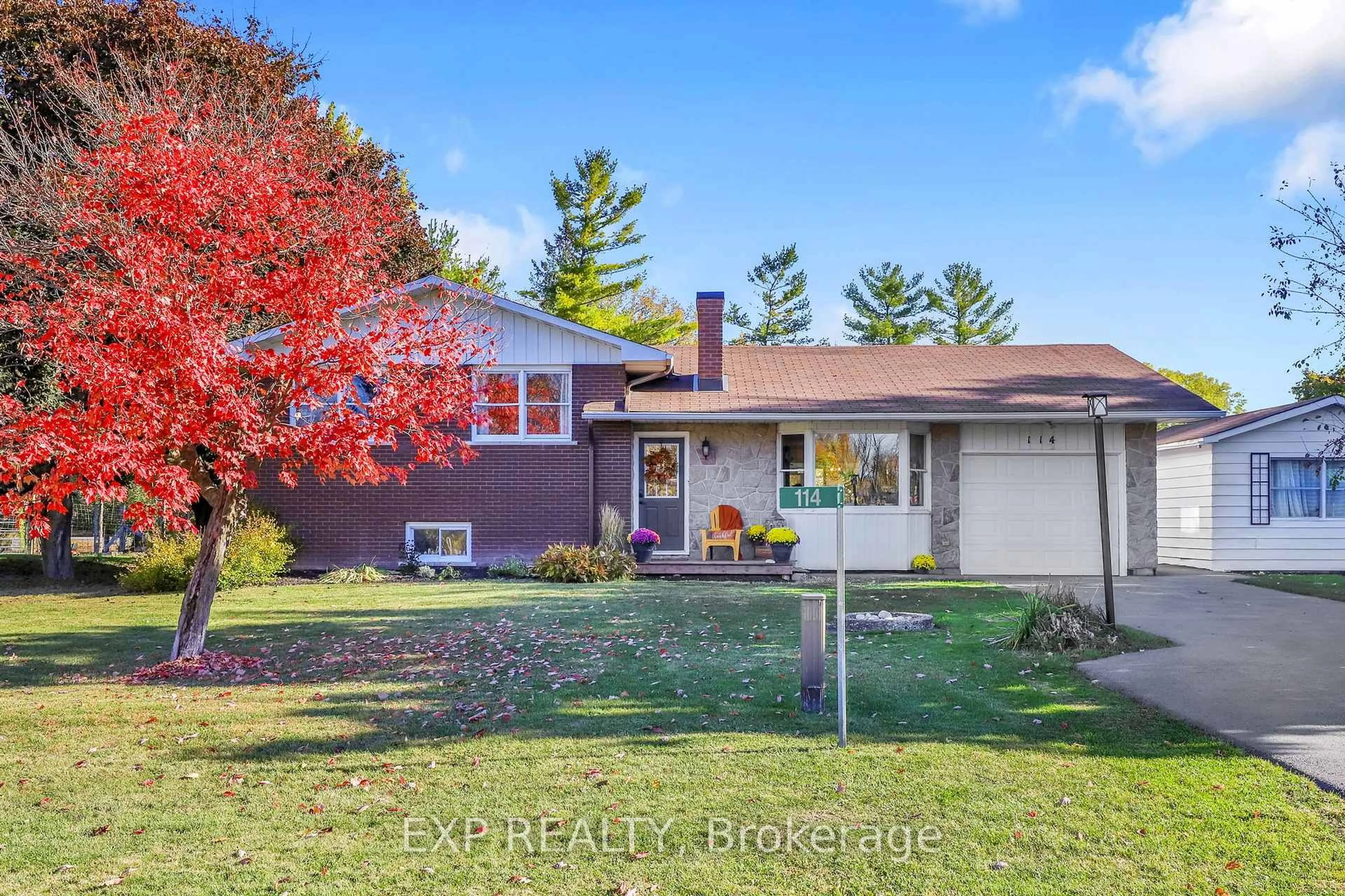 Unknown for 114 Kedey St, Fitzroy Harbour Ontario K0A 1X0
