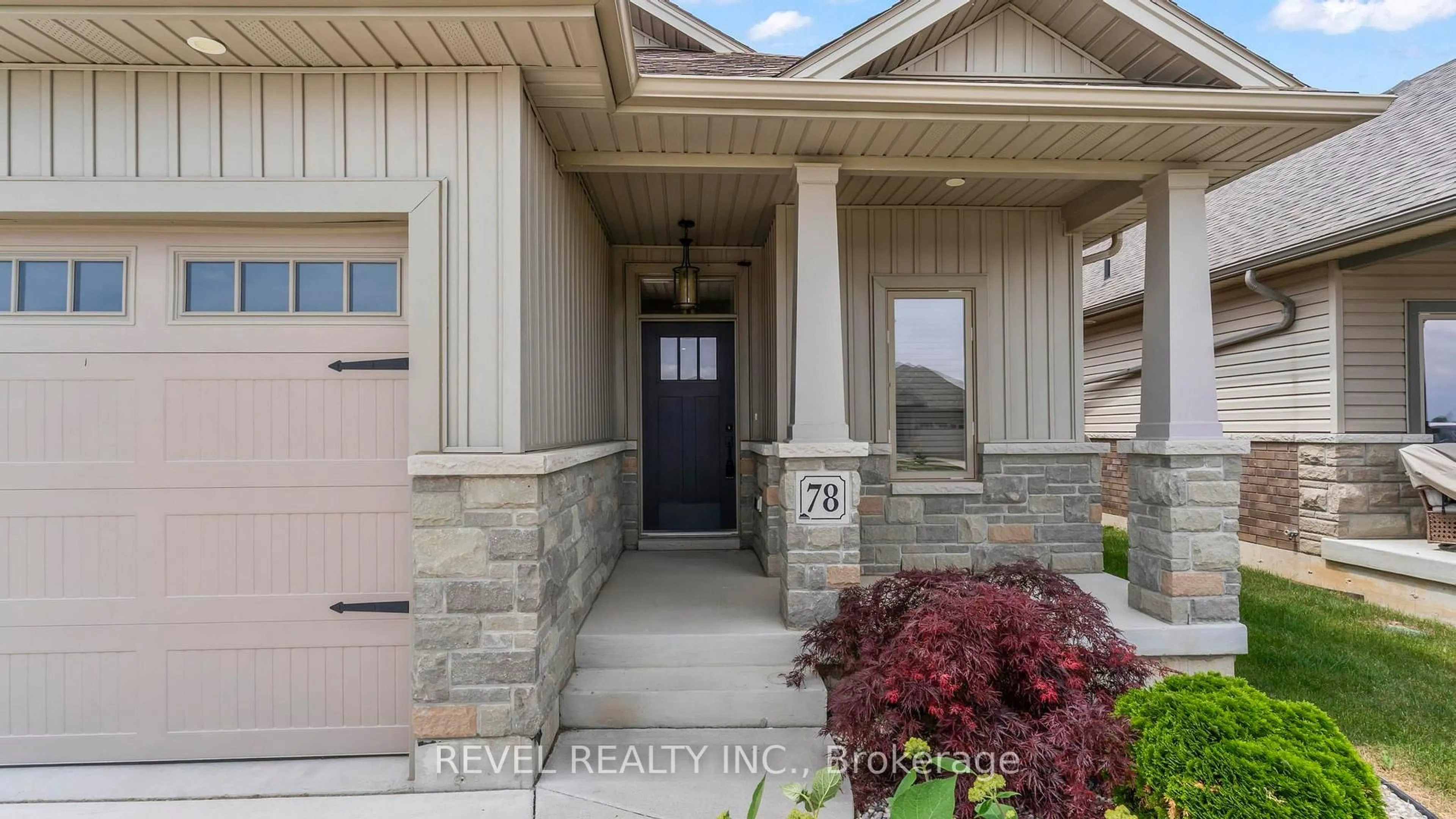Indoor entryway for 78 Evening Dr, Chatham-Kent Ontario N7L 0B6