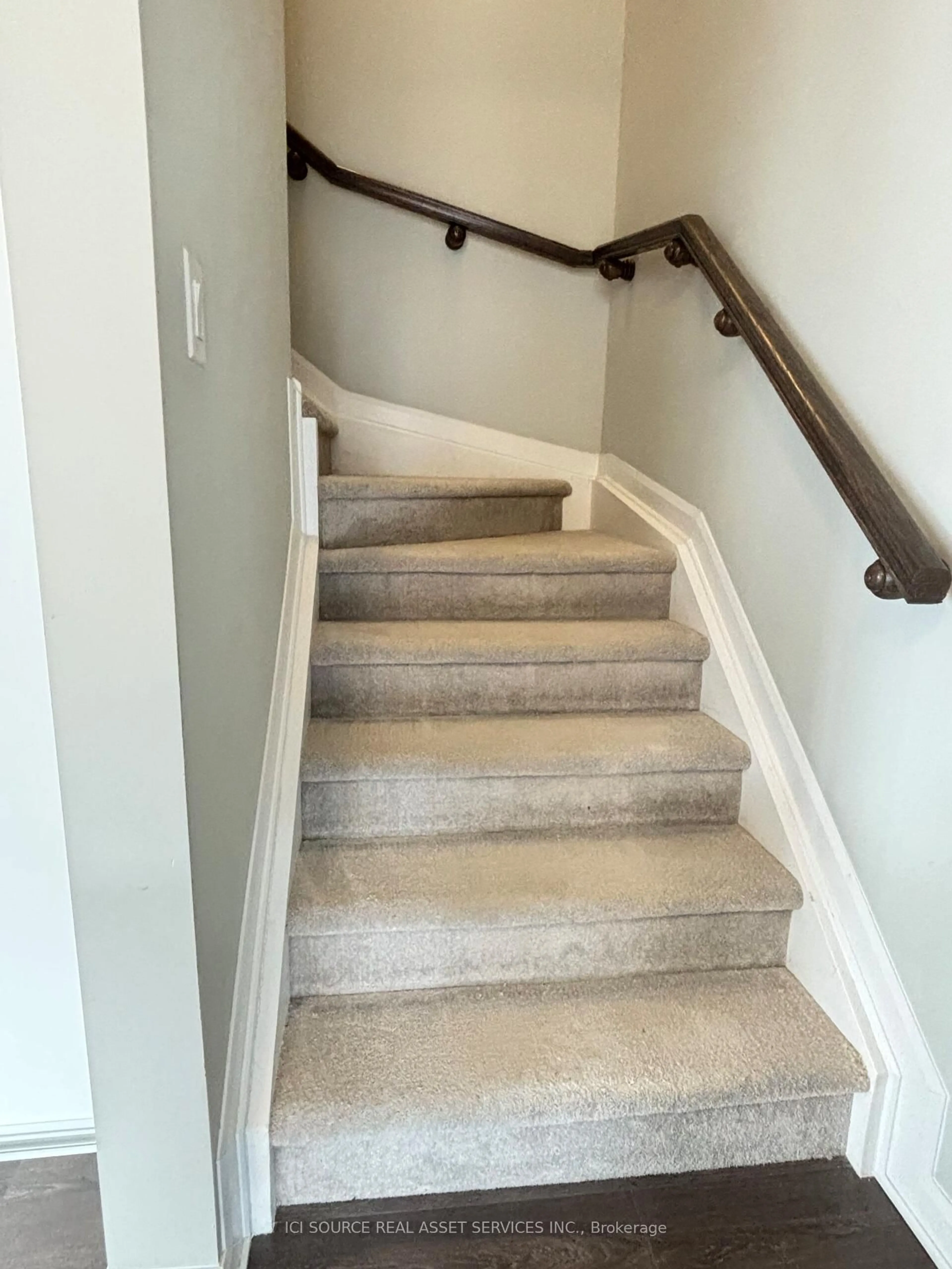 Stairs for 702 B Amberwing Private, Ottawa Ontario K4A 5H5