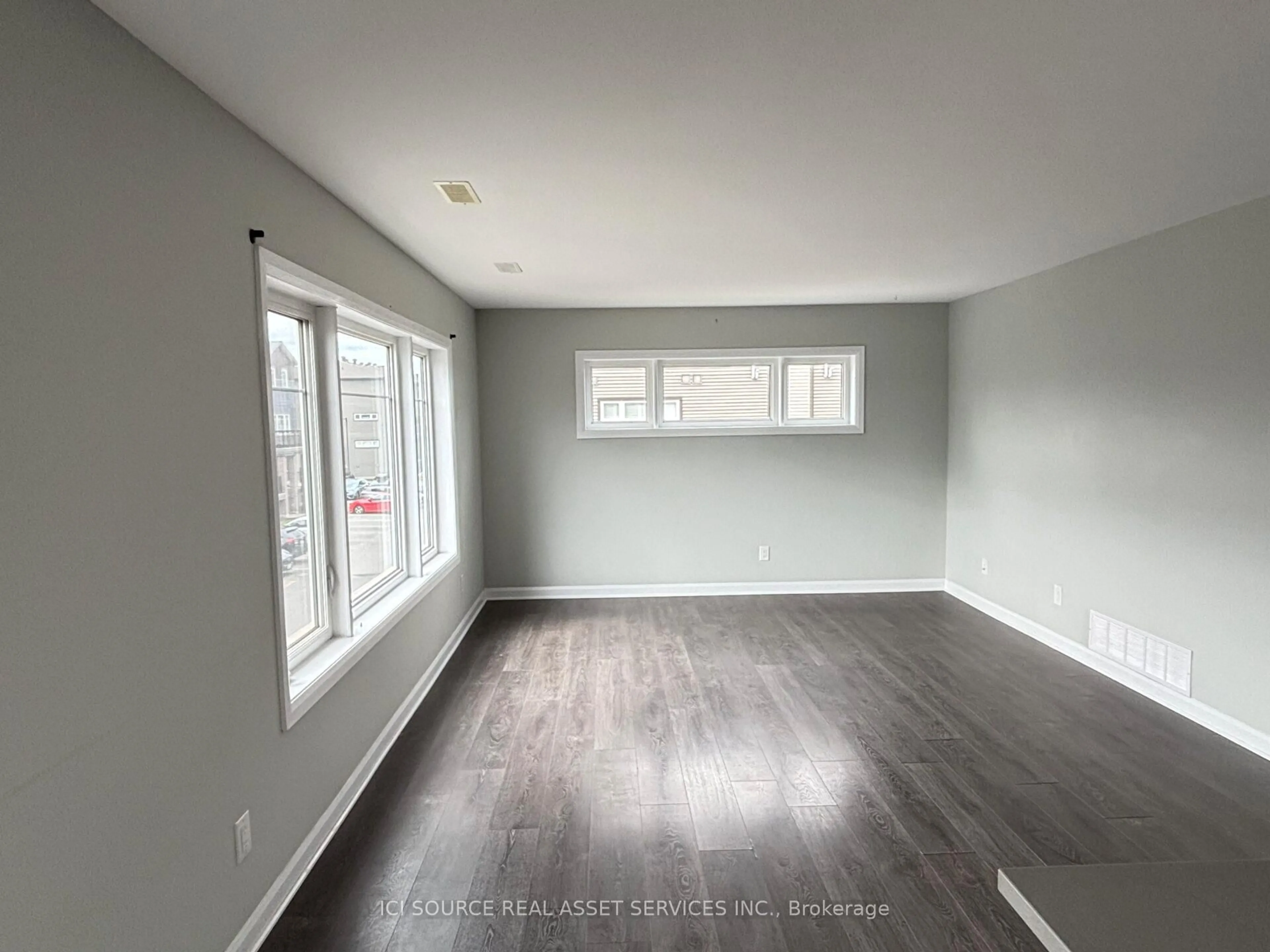 A pic of a room for 702 B Amberwing Private, Ottawa Ontario K4A 5H5