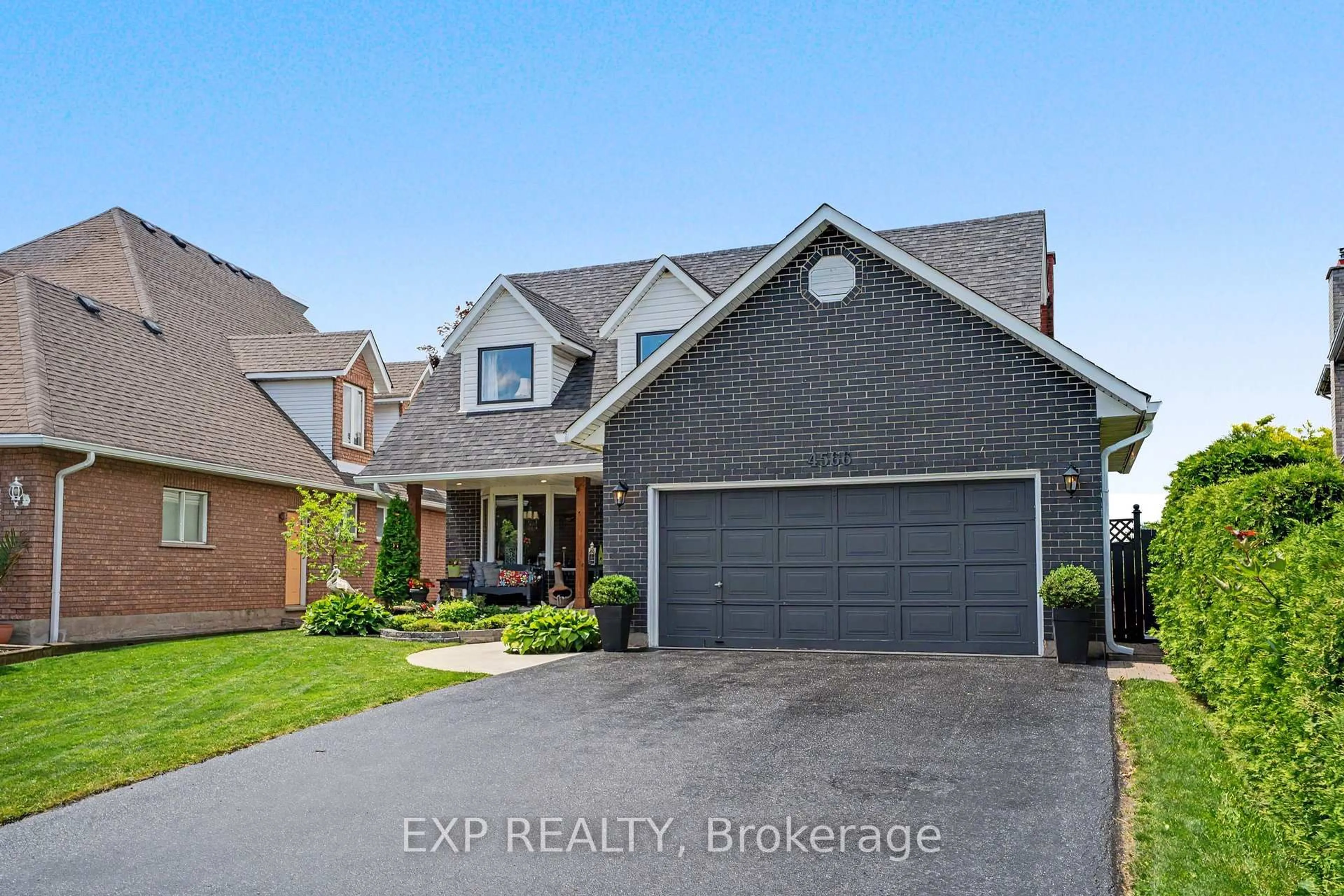 Home with brick exterior material, street for 4566 CEDARBROOK Lane, Lincoln Ontario L0R 1B5