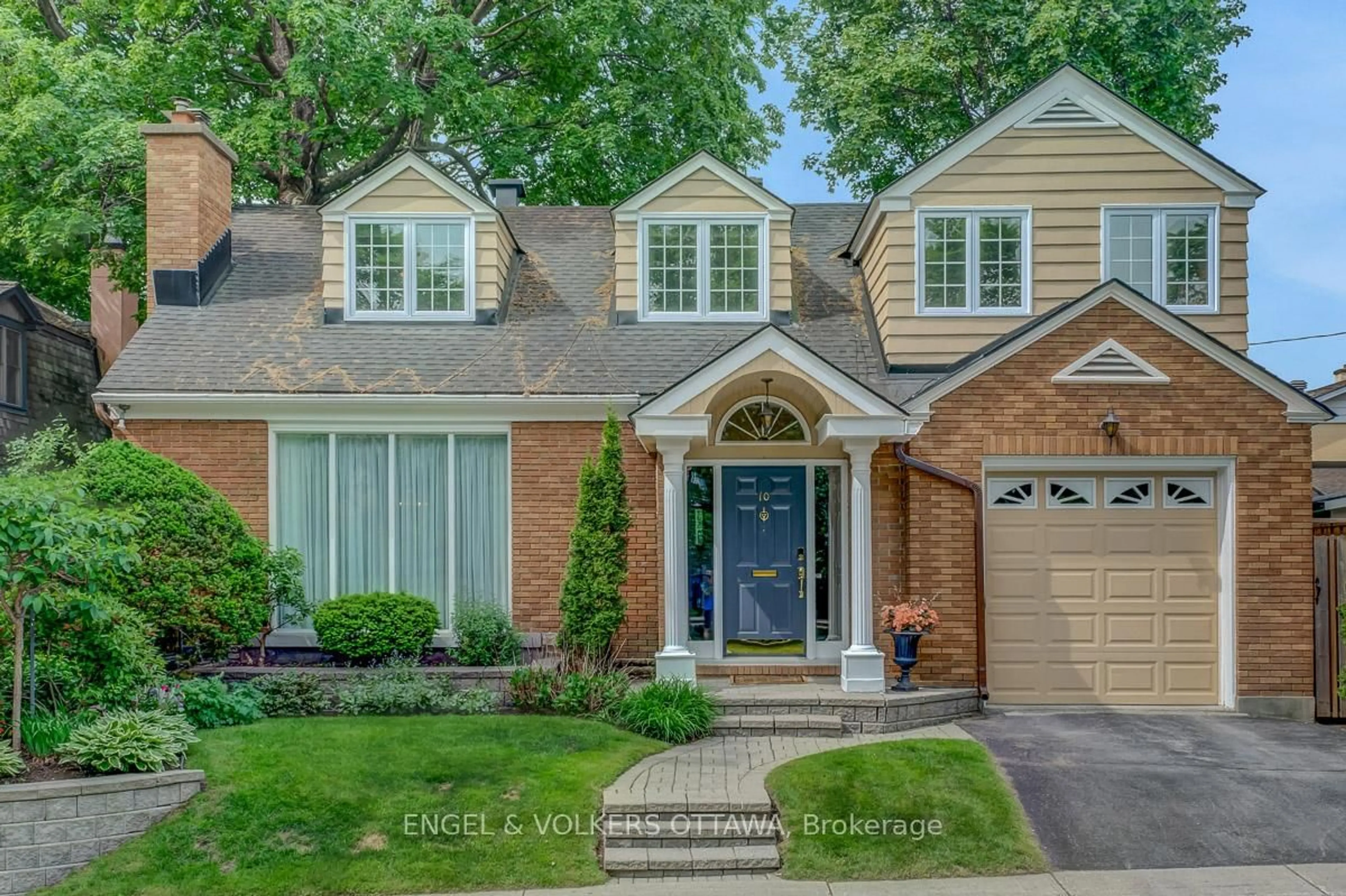 Home with brick exterior material, street for 10 Rock Ave, Ottawa Ontario K1M 1A6