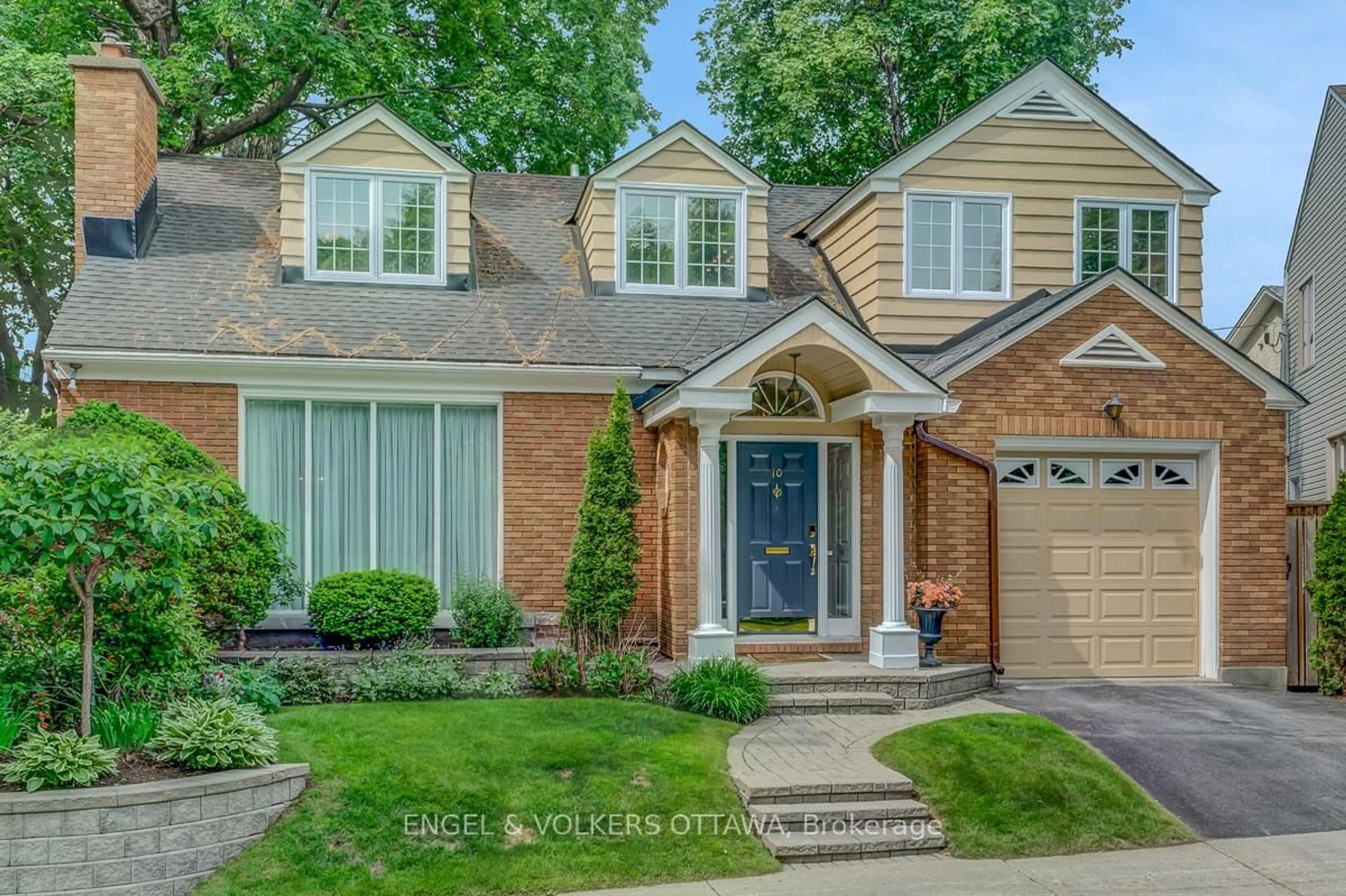 Home with brick exterior material, street for 10 Rock Ave, Ottawa Ontario K1M 1A6