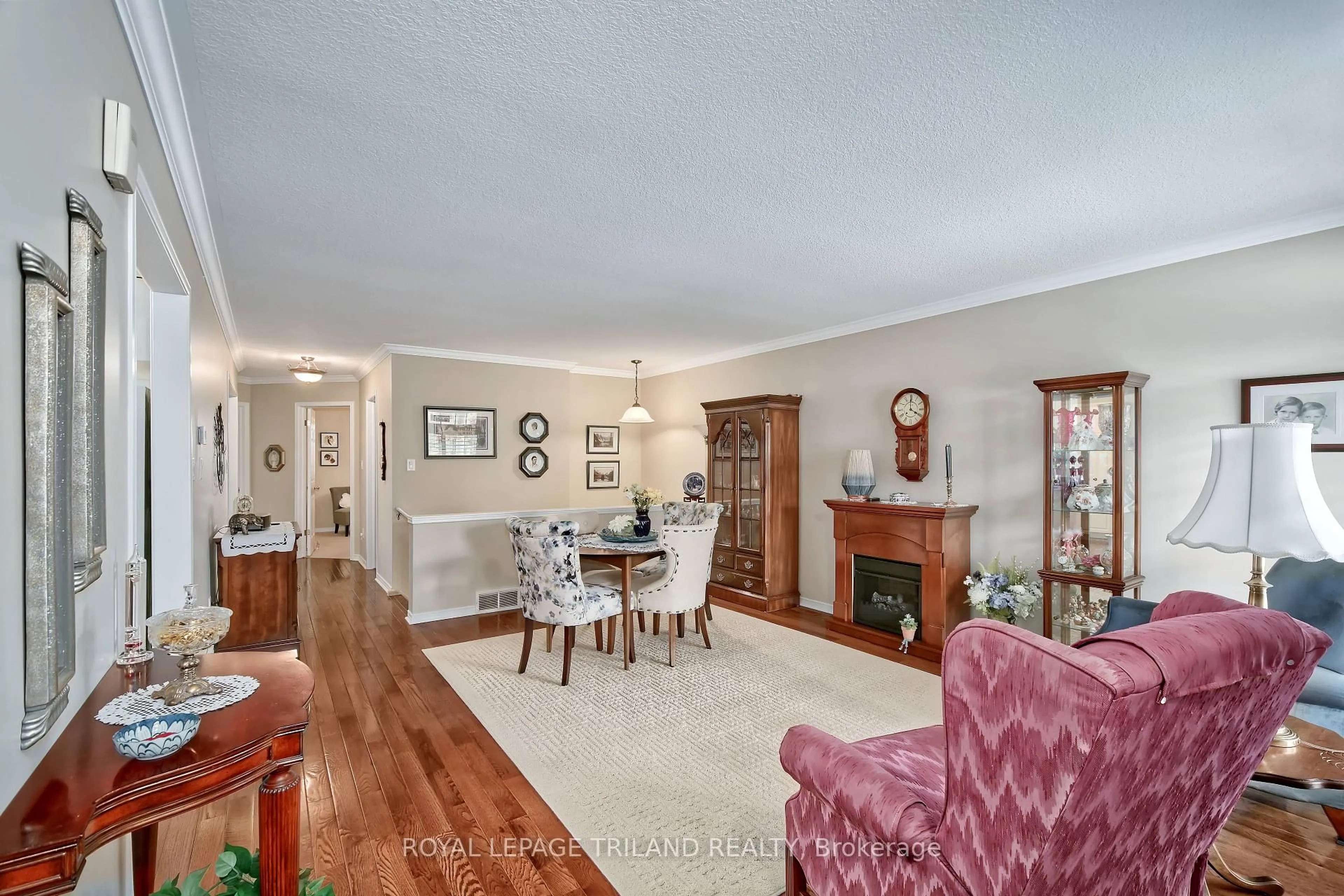Dining room, unknown for 1427 South Wenige Dr, London North Ontario N5X 4N1