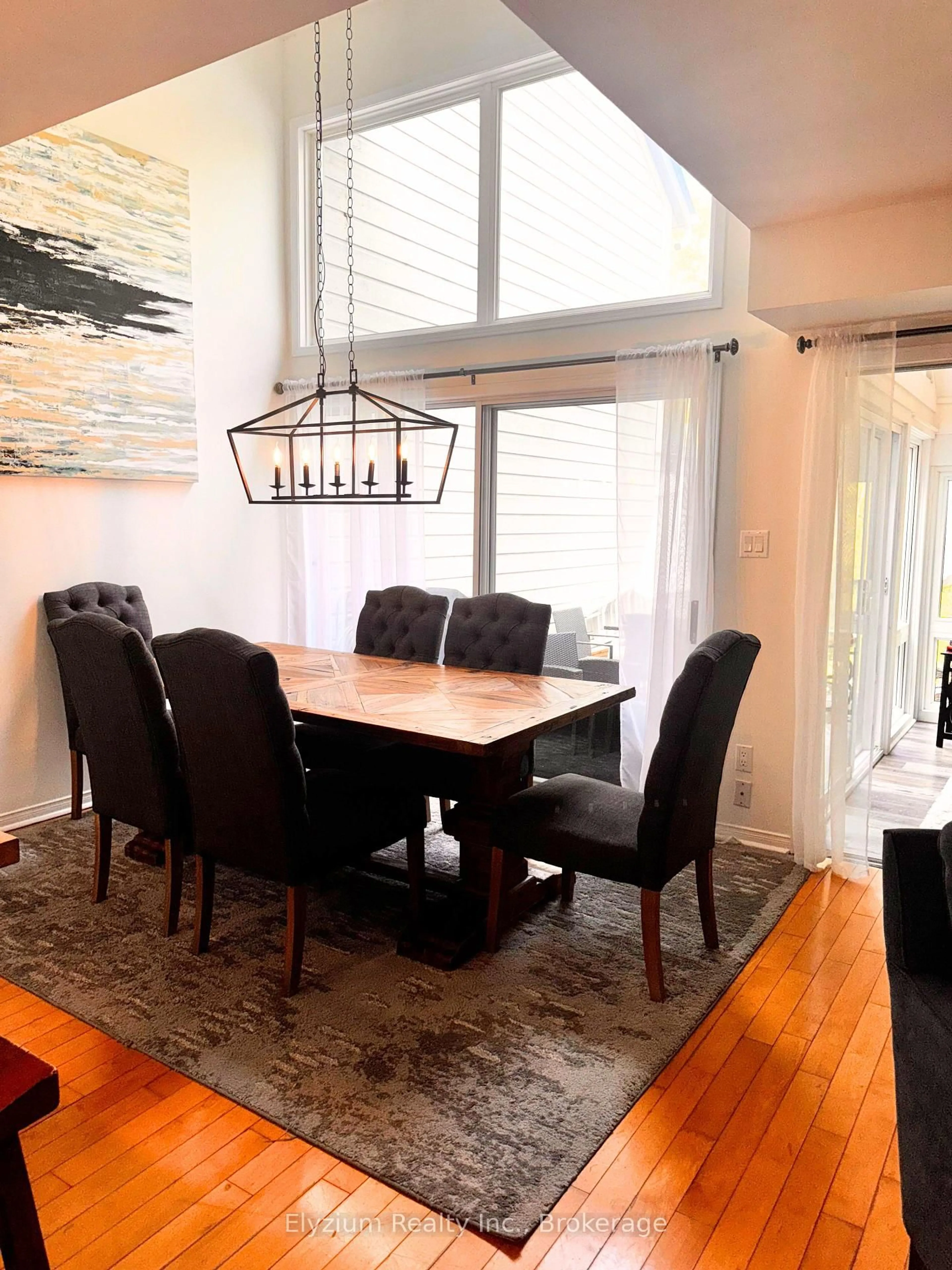 Dining room, wood/laminate floor for 1209 MUSKOKA BEACH Rd #59, Gravenhurst Ontario P1P 1R1