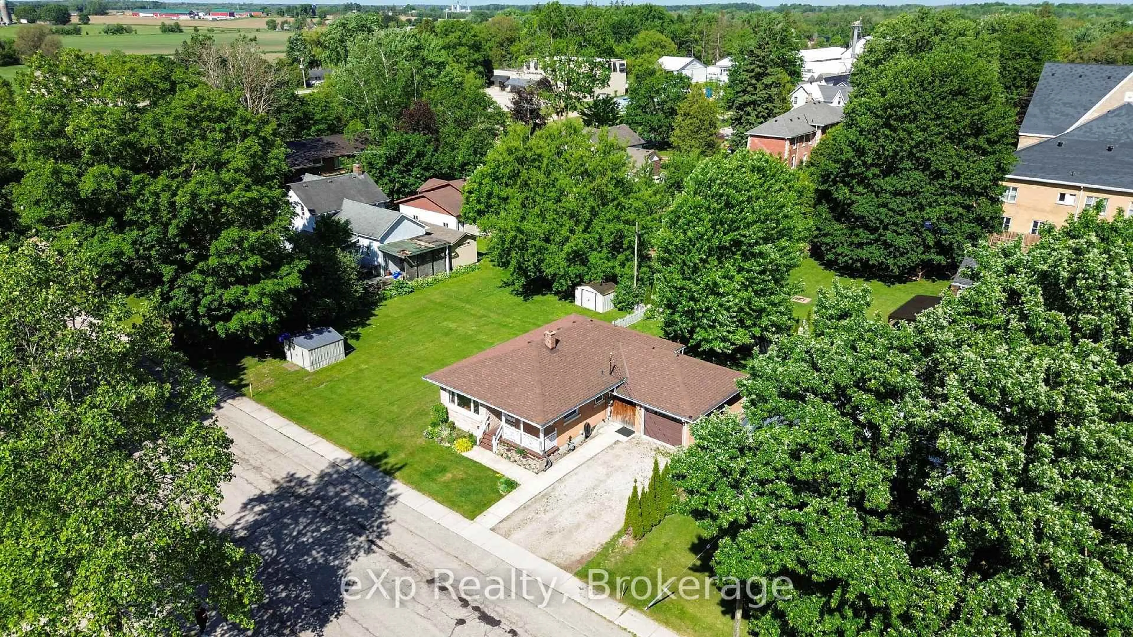 A pic from outside/outdoor area/front of a property/back of a property/a pic from drone, street for 64 Raglan St, Minto Ontario N0G 1Z0
