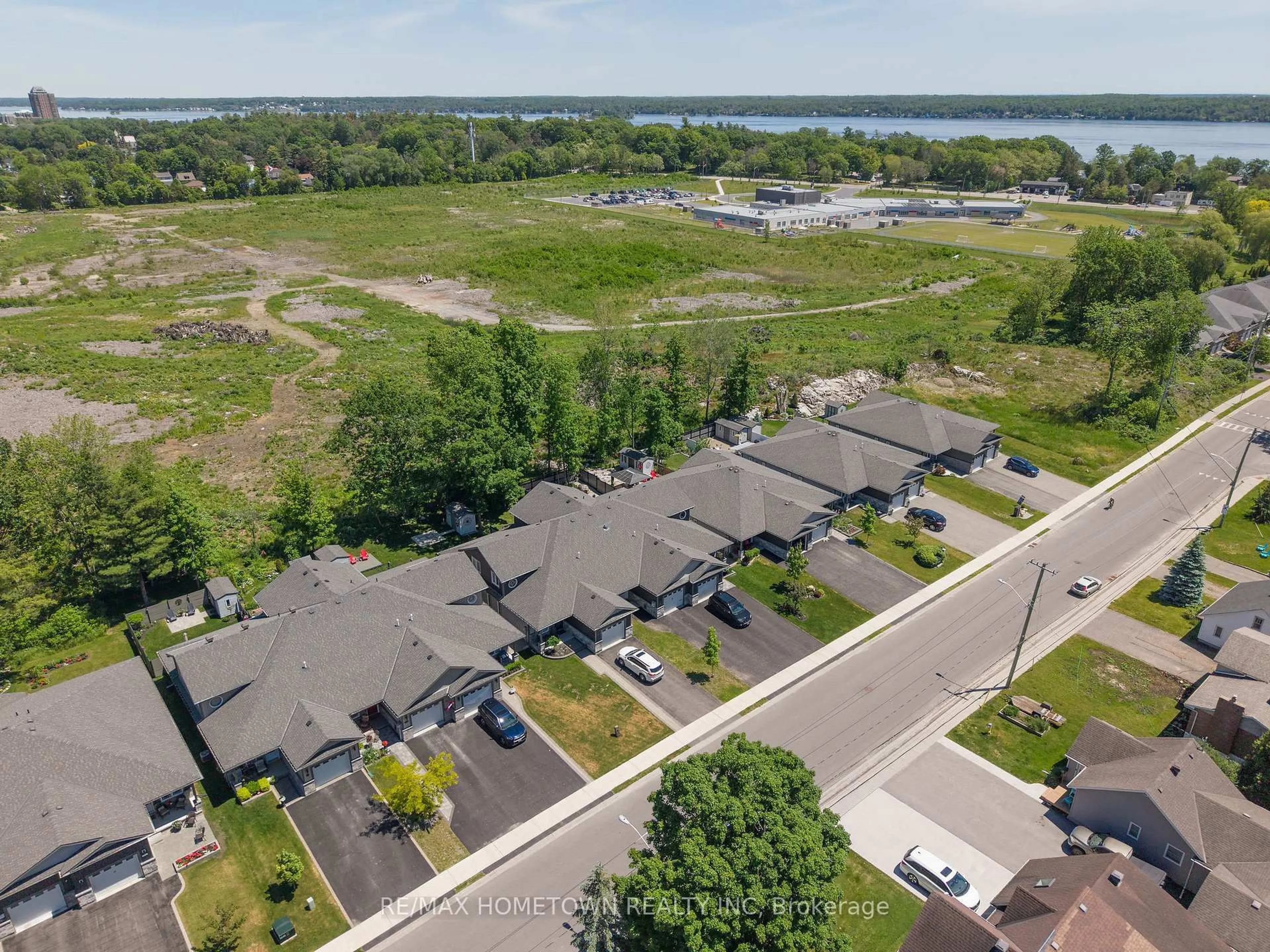 A pic from outside/outdoor area/front of a property/back of a property/a pic from drone, water/lake/river/ocean view for 53B CENTRE St, Brockville Ontario K6V 5S6