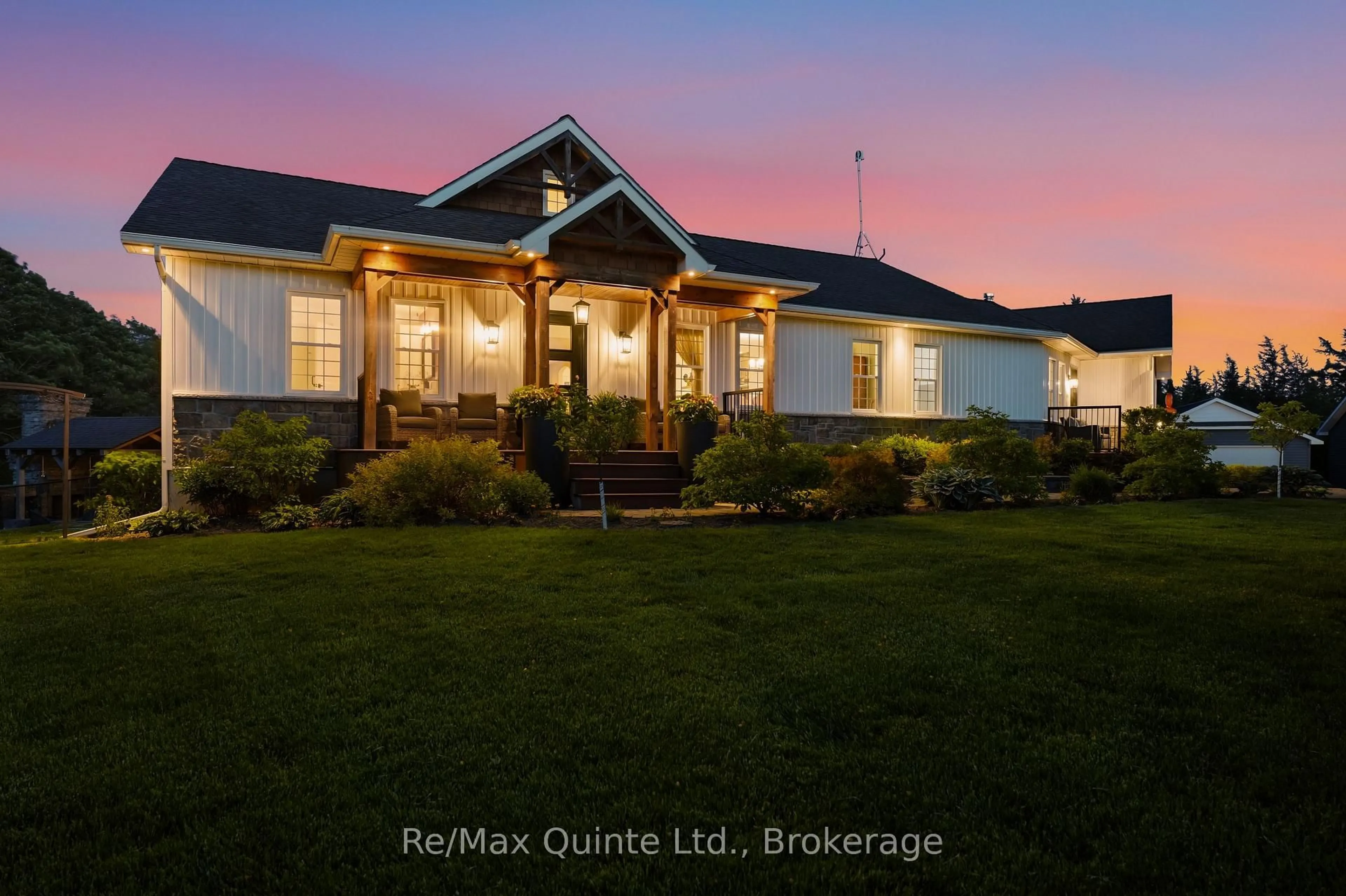 Home with vinyl exterior material, water/lake/river/ocean view for 163 County Road 25, Prince Edward County Ontario K0K 2T0