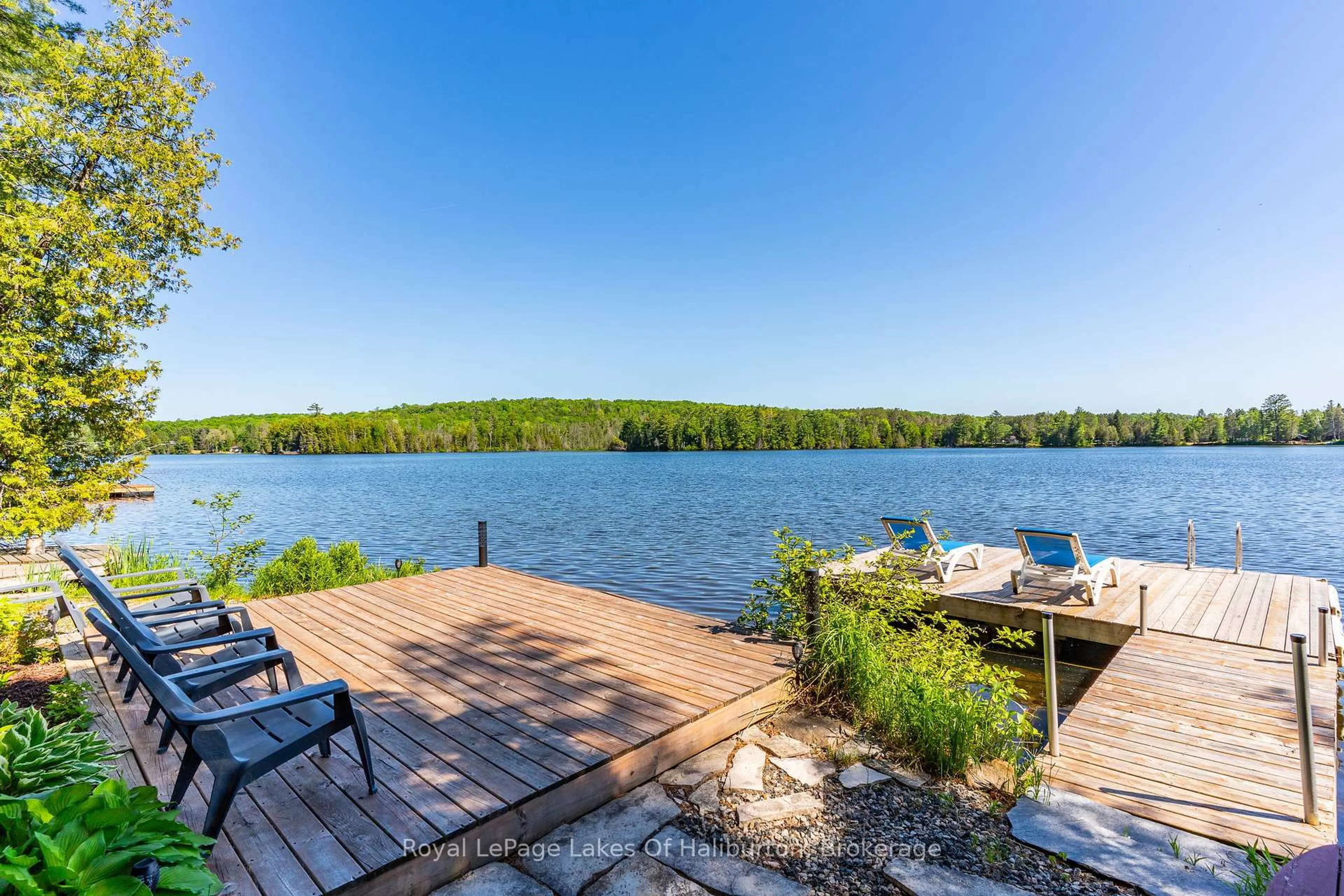 Patio, water/lake/river/ocean view for 1010 Pike Lane, Dysart et al Ontario K0M 1S0