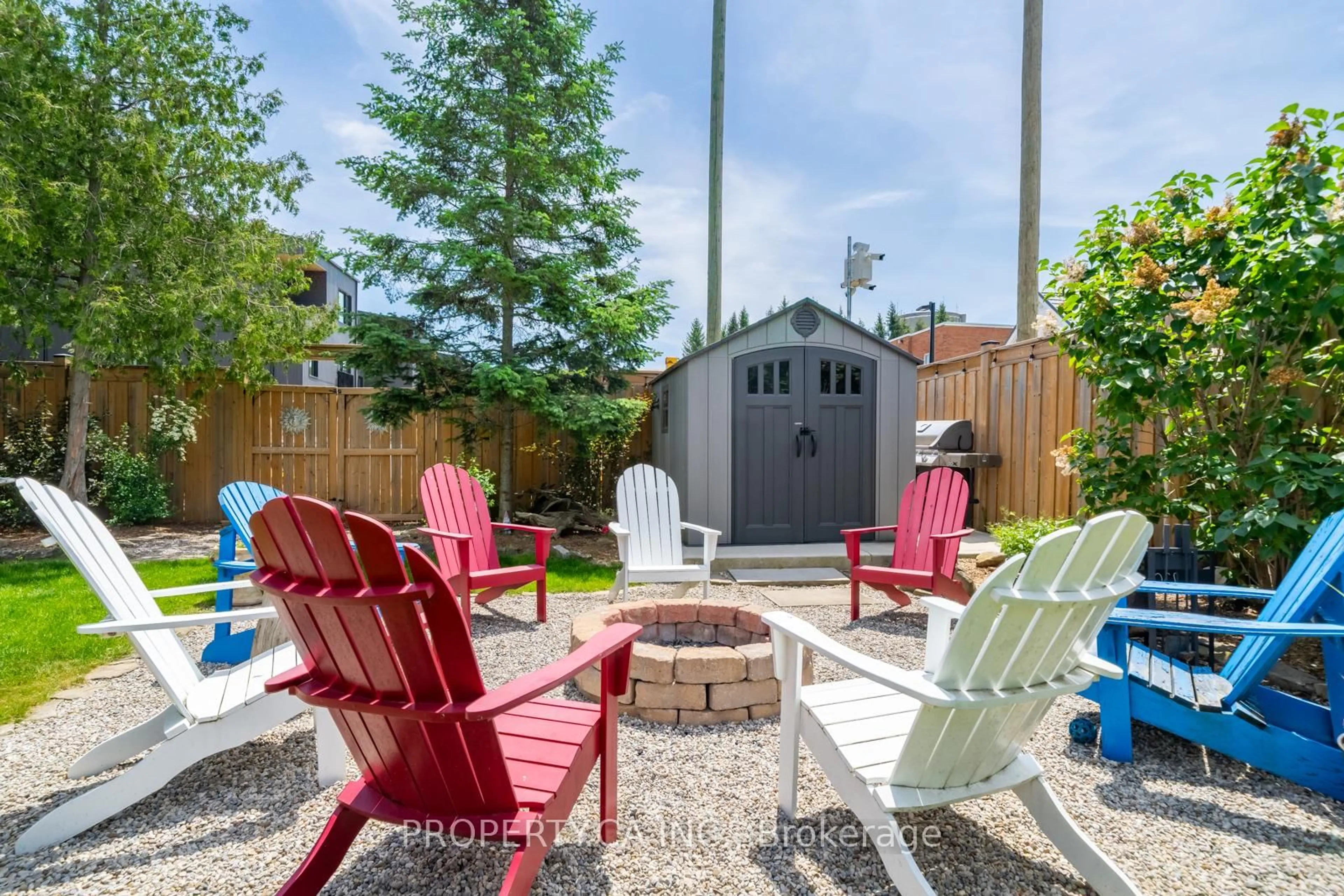 Patio, street for 310 Parkside Dr, Hamilton Ontario L0R 2H5