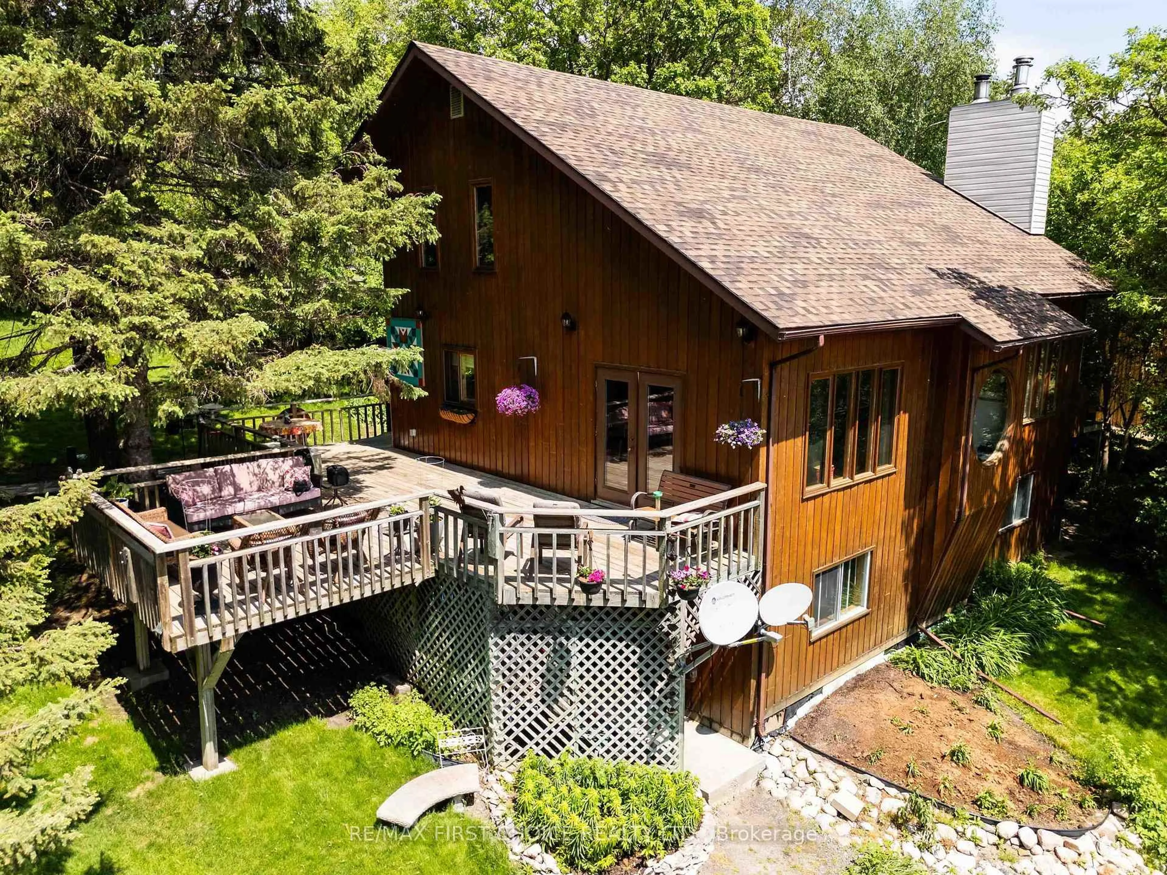 A pic from outside/outdoor area/front of a property/back of a property/a pic from drone, unknown for 6A Pye's Rd, Kenora Remote Area Ontario P0X 1S0