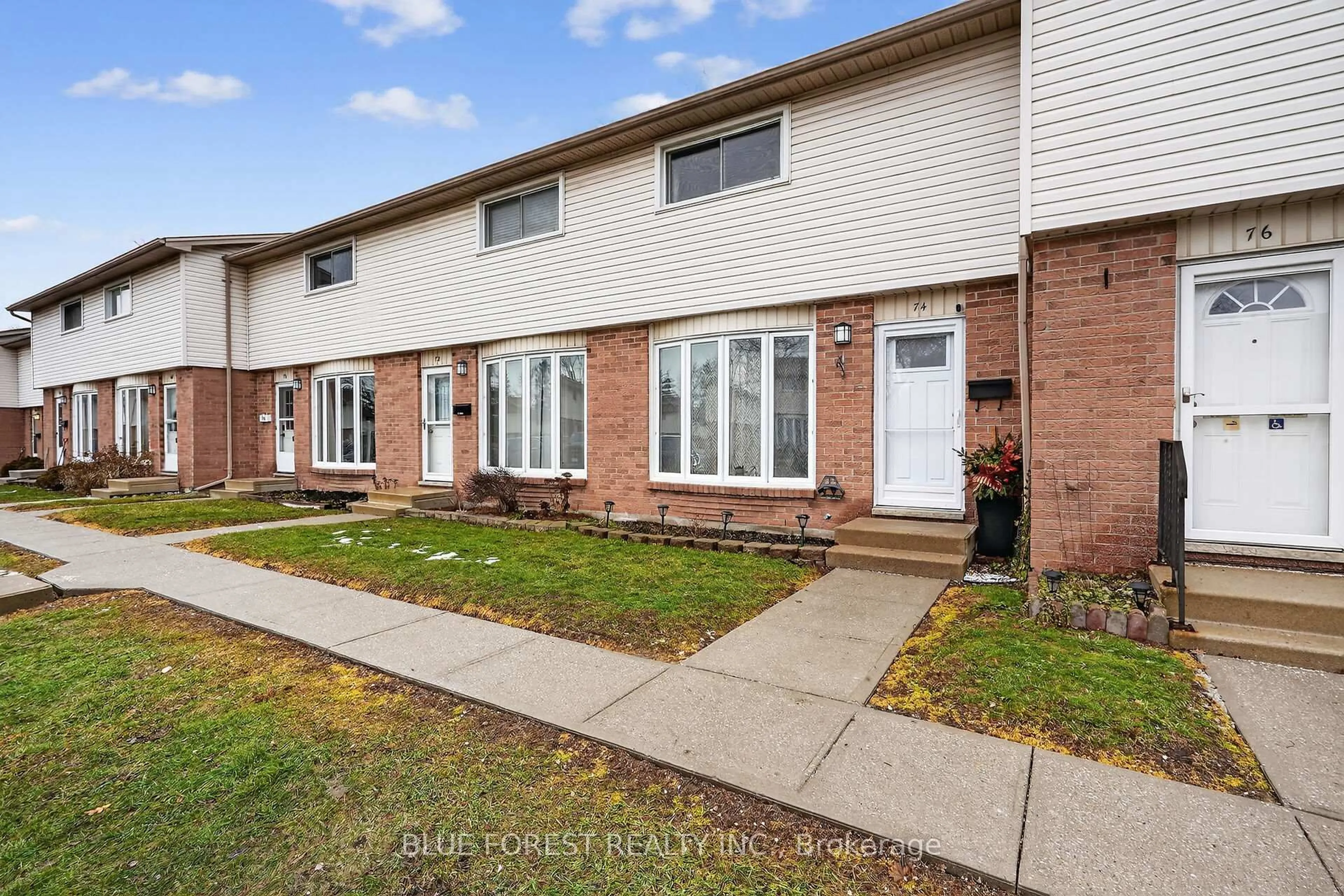 Unknown for 700 Exeter Rd #74, London South Ontario N6E 1L2