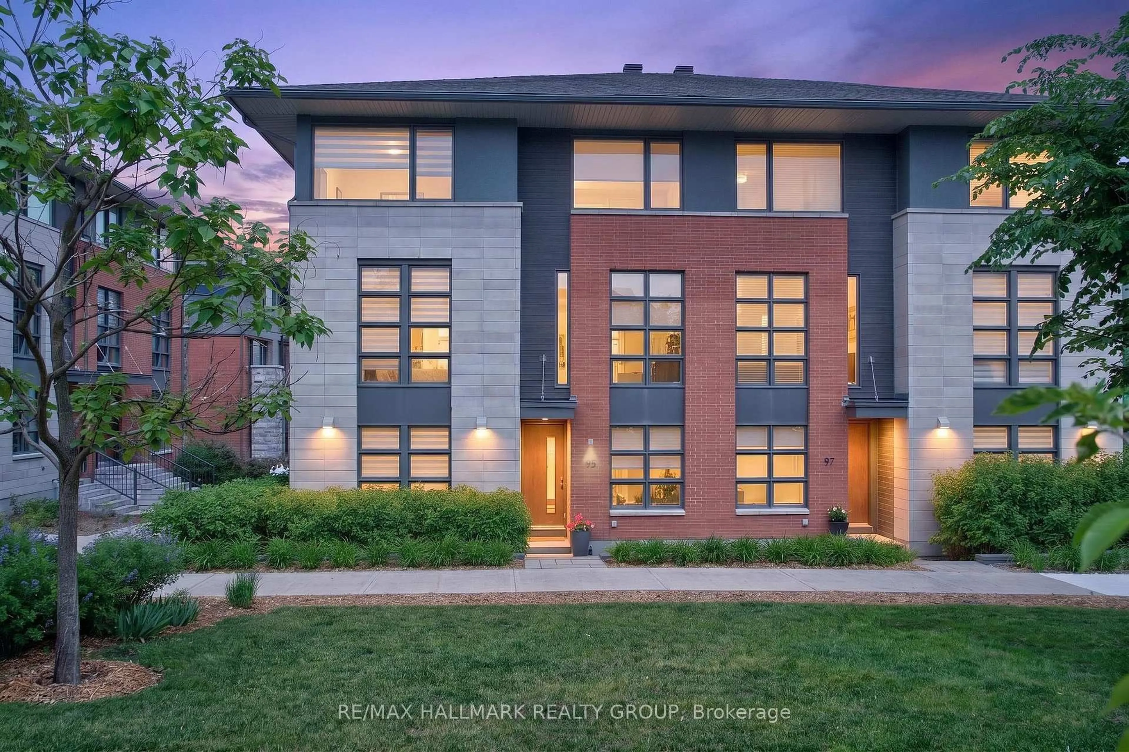 Home with brick exterior material, street for 95 Oblats Ave, Ottawa Ontario K1S 5W1