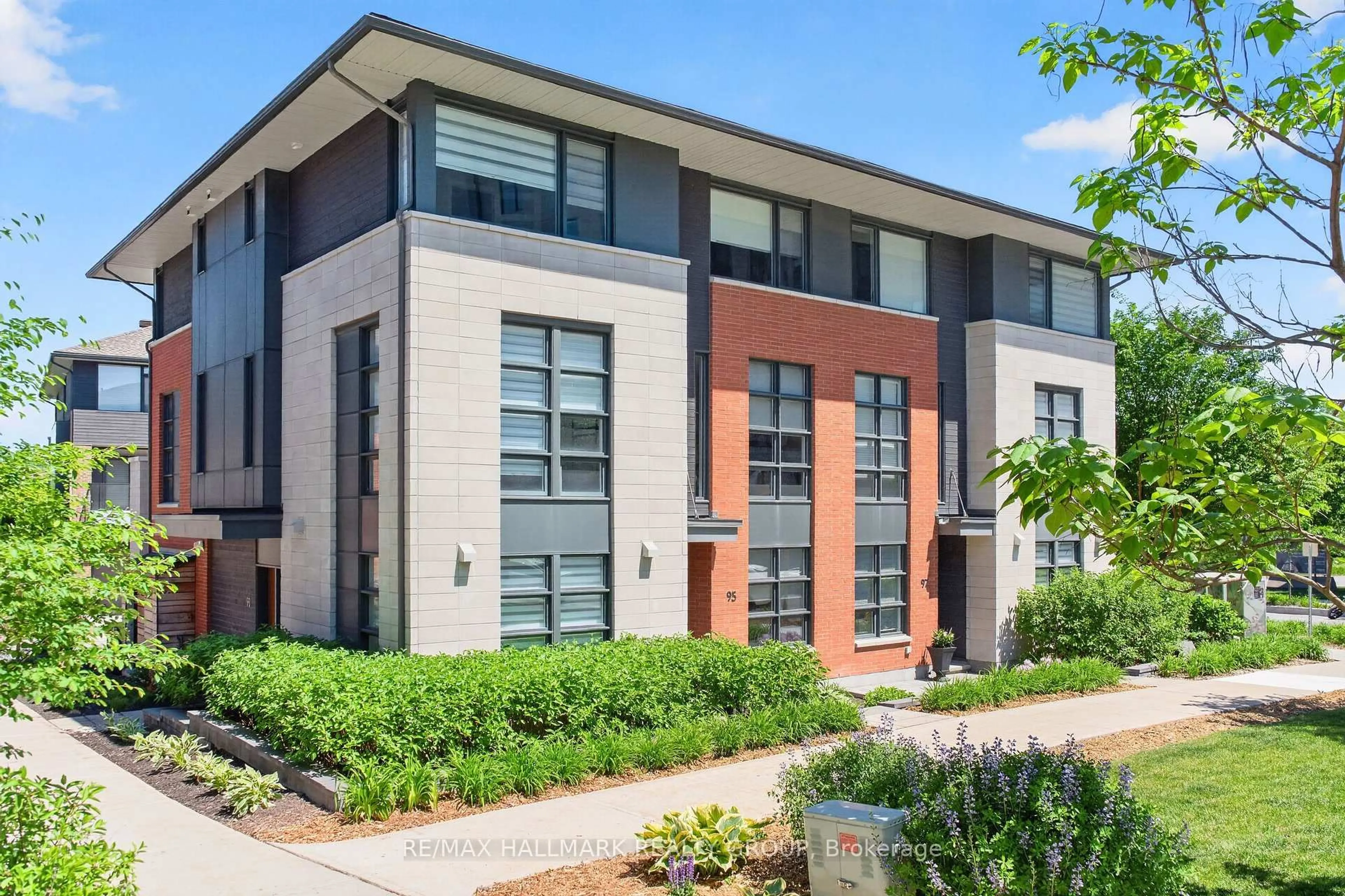 Home with brick exterior material, street for 95 Oblats Ave, Ottawa Ontario K1S 5W1