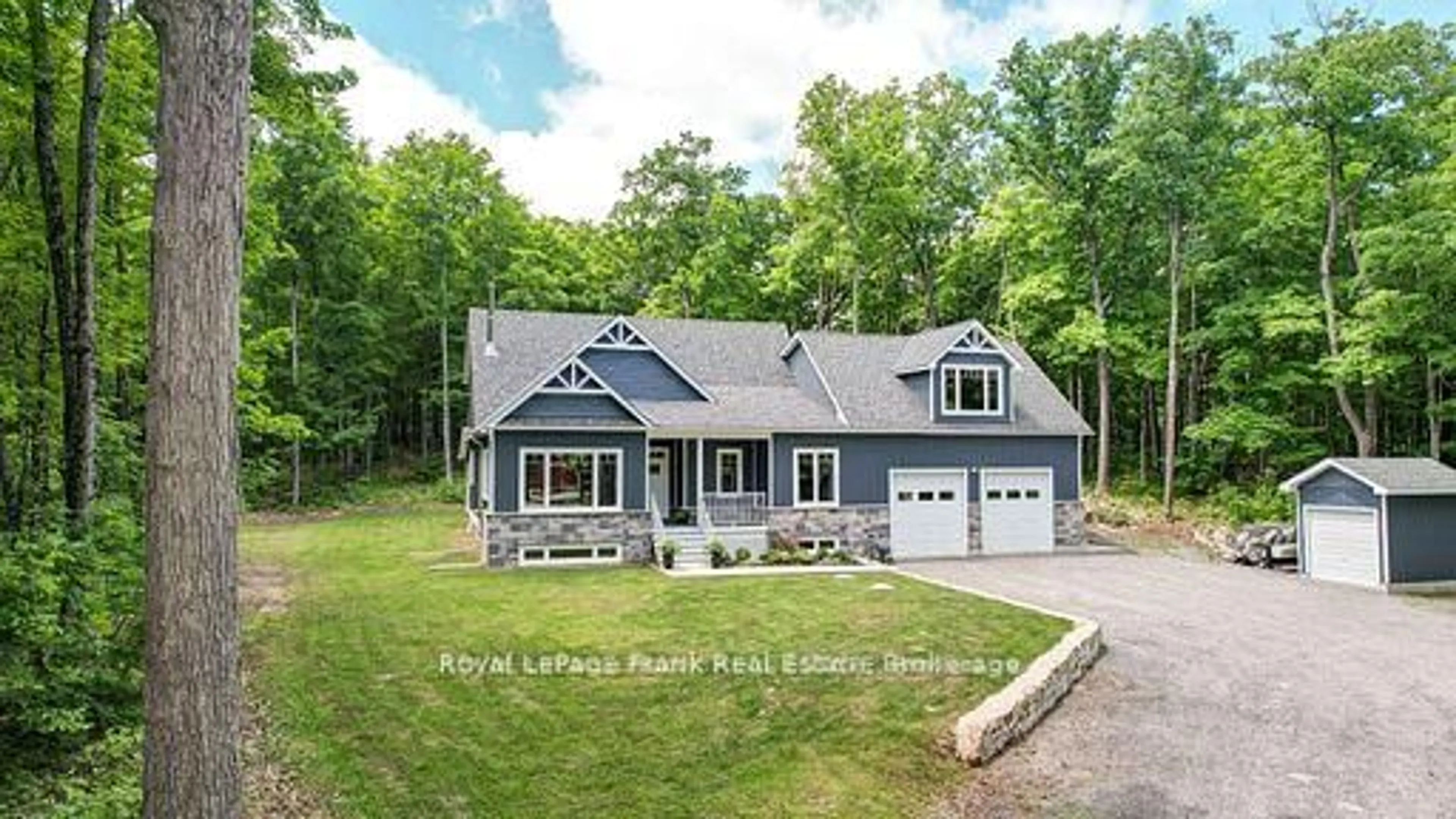 Home with vinyl exterior material, unknown for 50 Fire Route 41, North Kawartha Ontario K0L 2H0