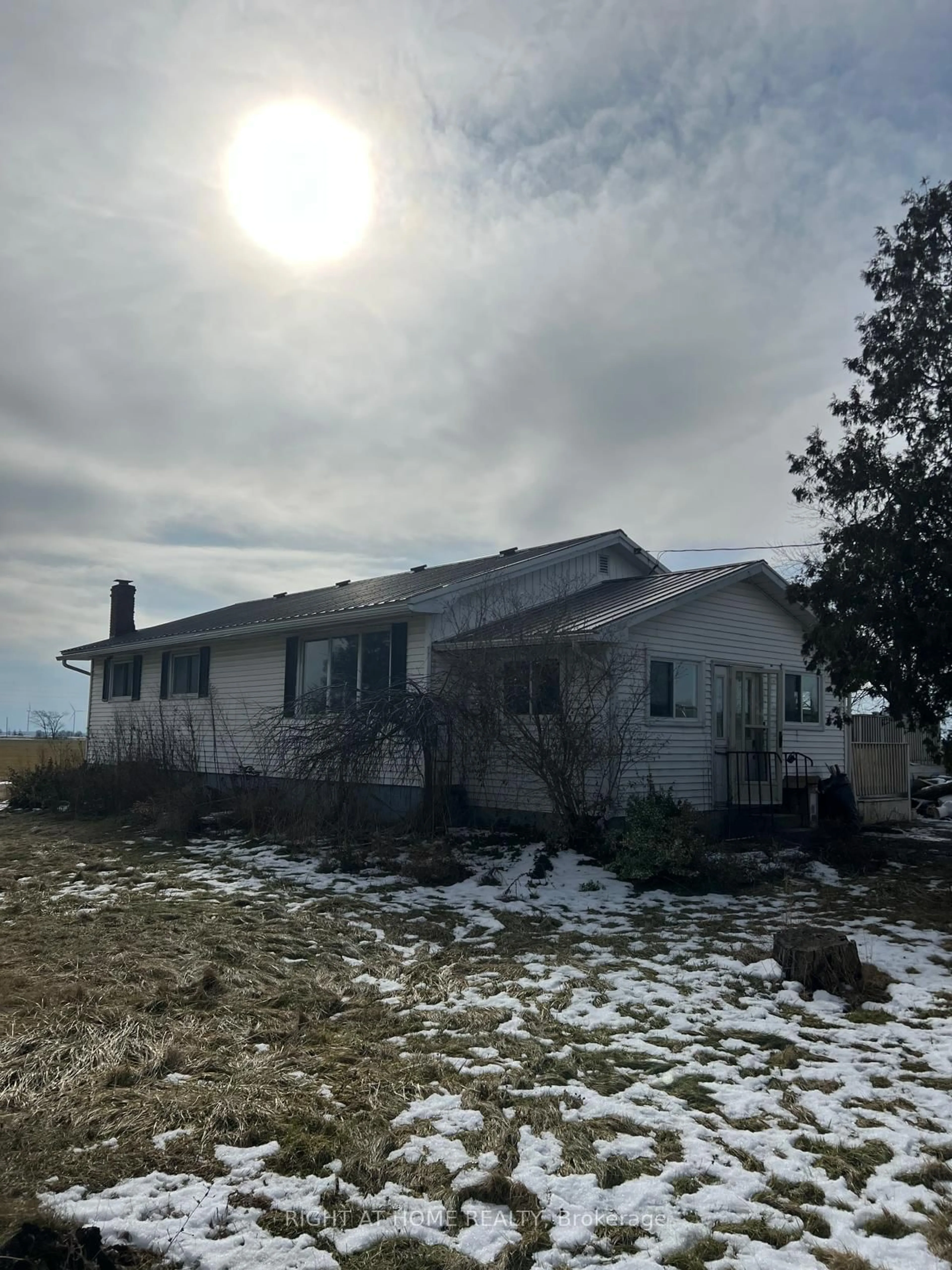 Unknown for 1065 Cheapside Rd, Haldimand Ontario N0A 1J0