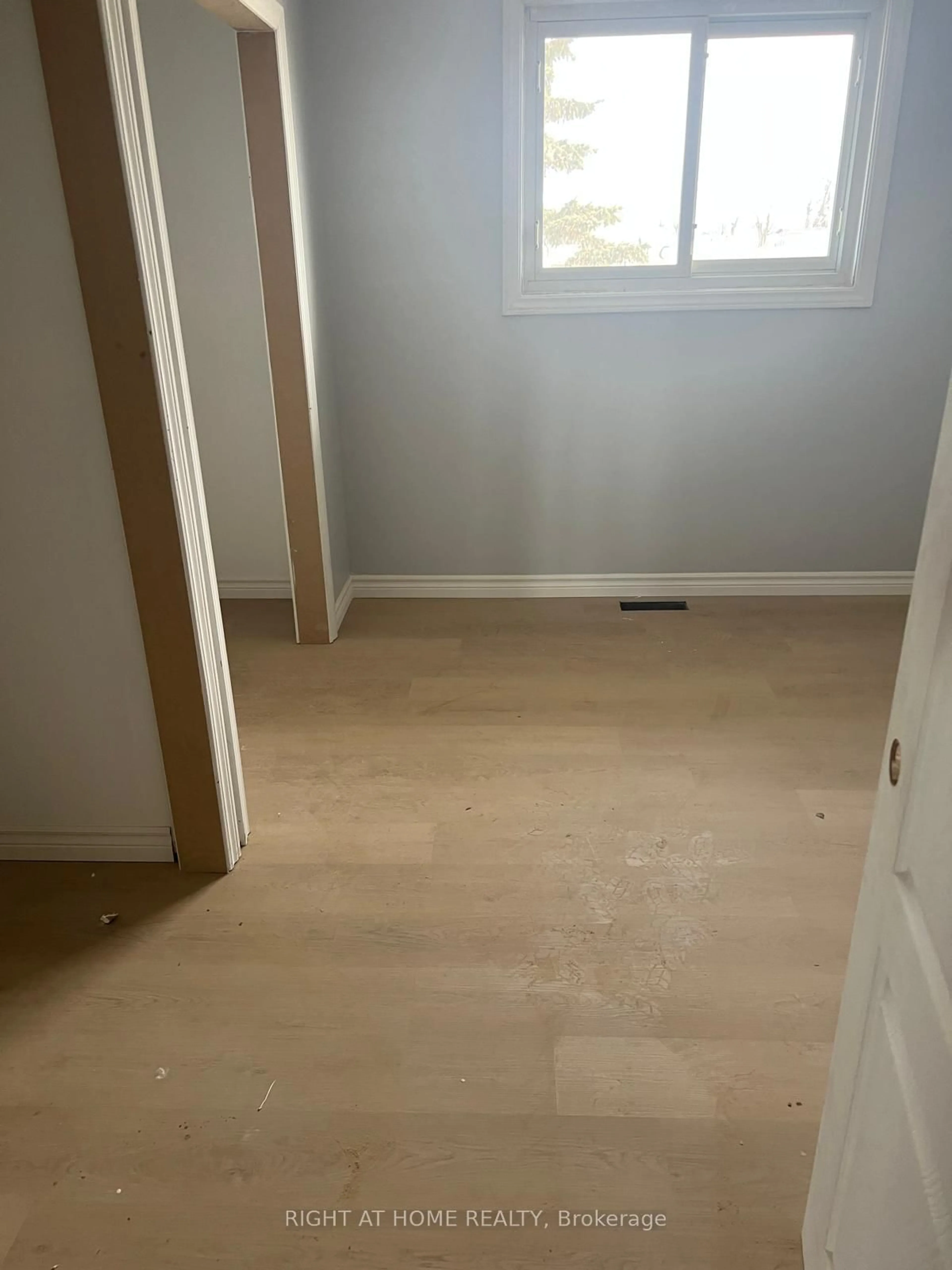 A pic of a room for 1065 Cheapside Rd, Haldimand Ontario N0A 1J0