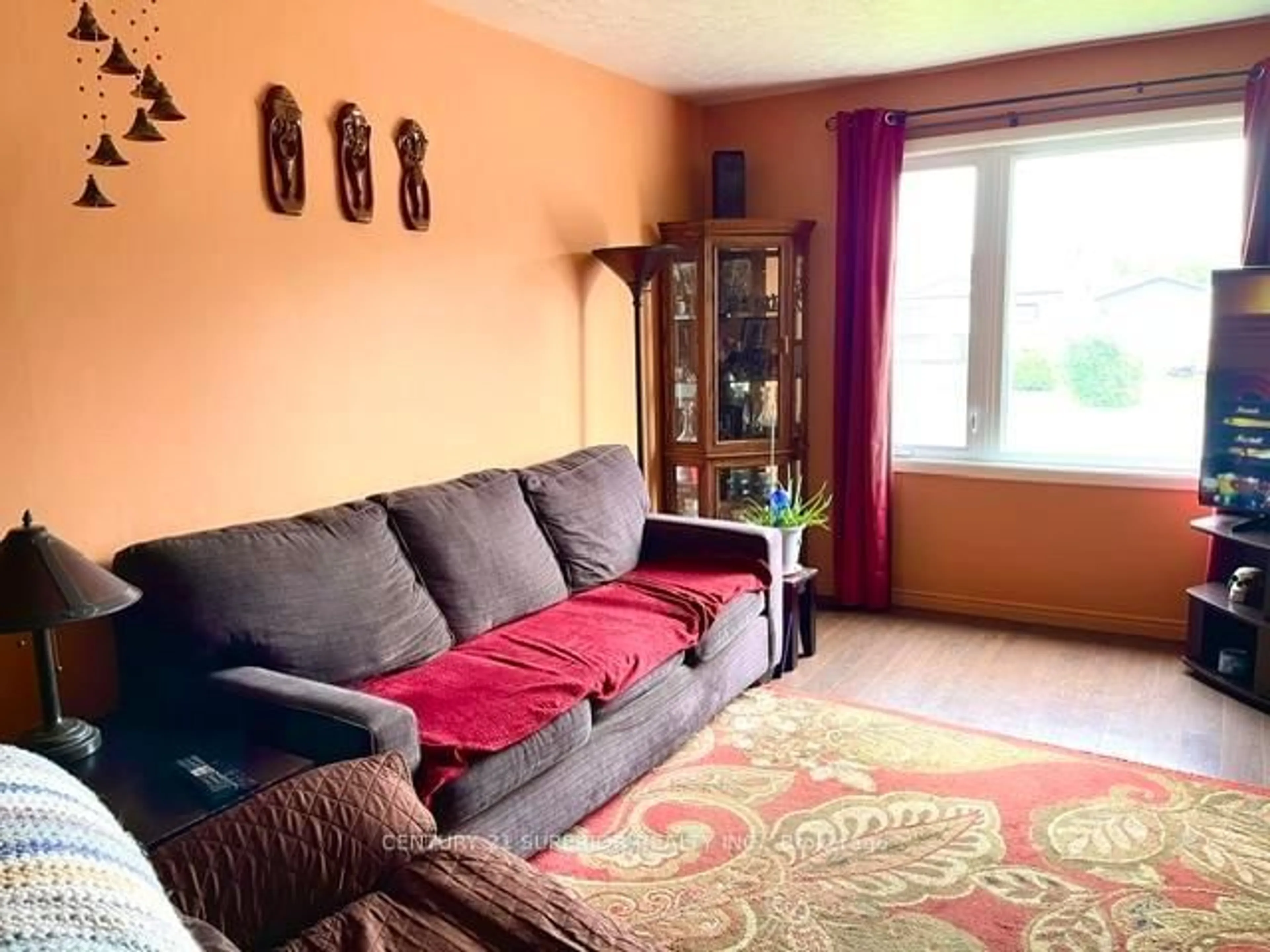 Living room with furniture, unknown for 258 Algonquin Ave, Thunder Bay Ontario P7B 4T6