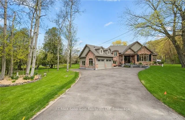 2073 Maplewood Rd, Wellesley 2