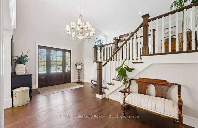 2073 Maplewood Rd, Wellesley 5