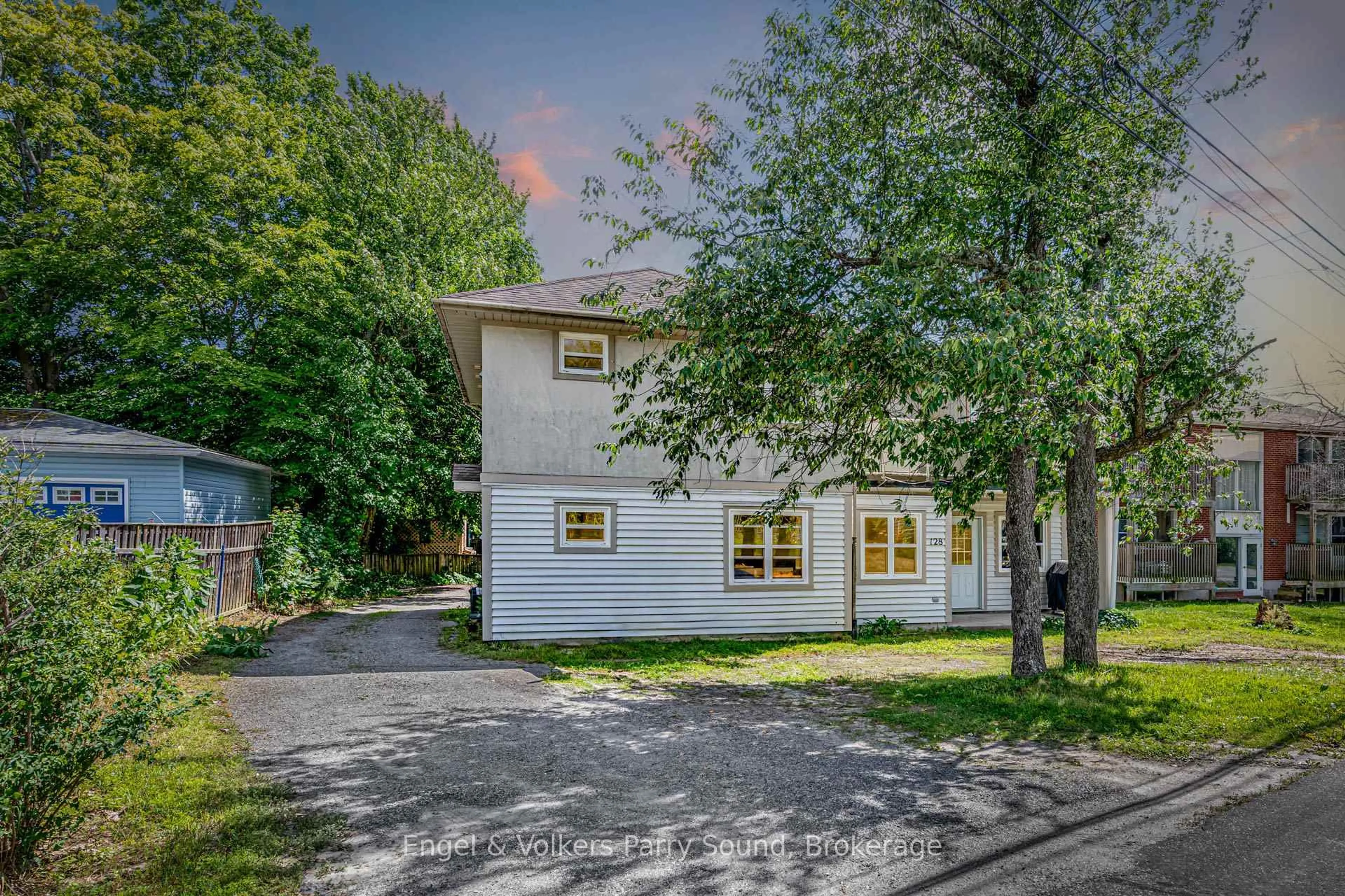 Unknown for 128 ISABELLA St, Parry Sound Ontario P2A 1N1