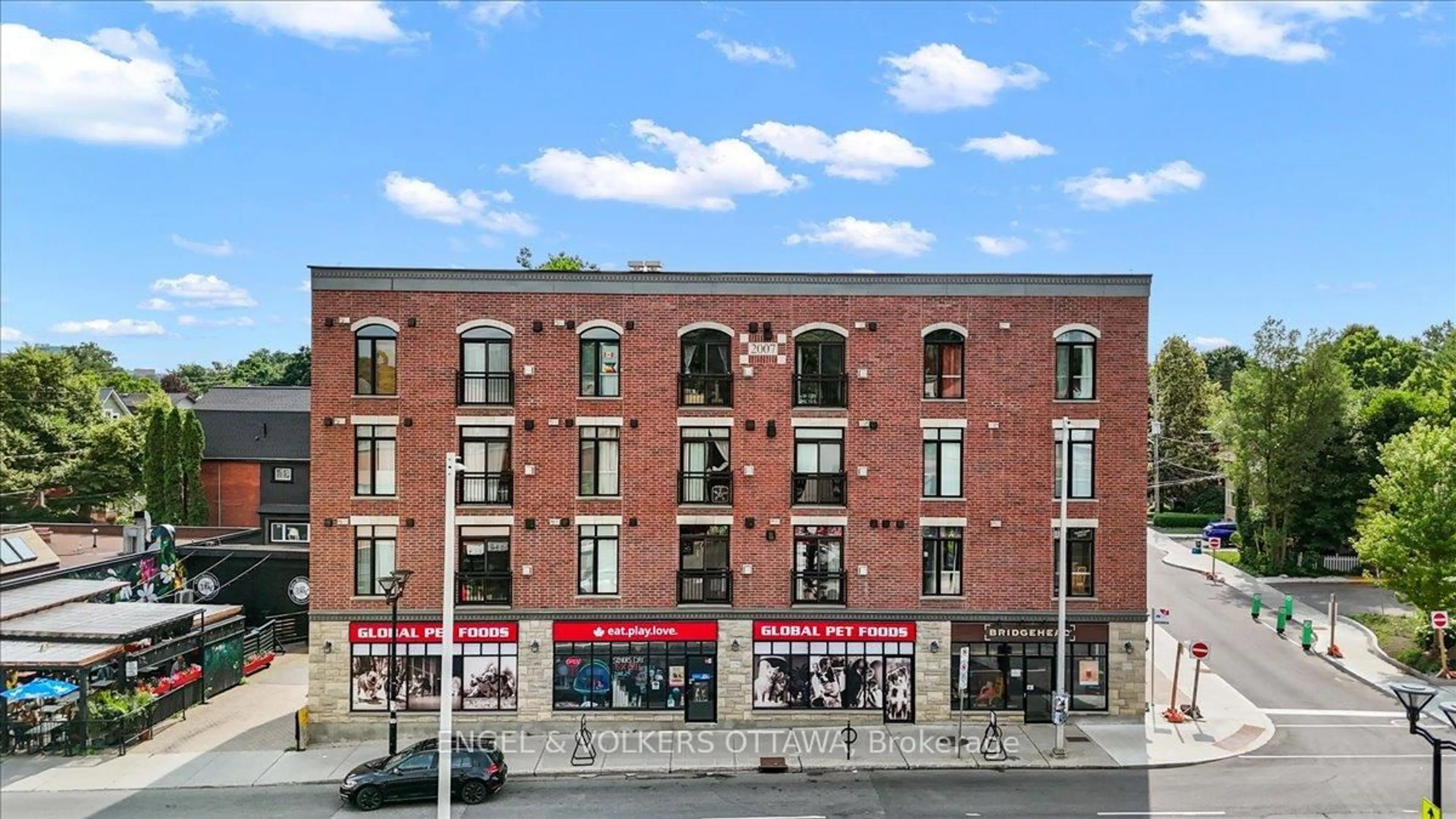 Unknown for 6 Grove Ave #205, Ottawa Ontario K1S 3A6
