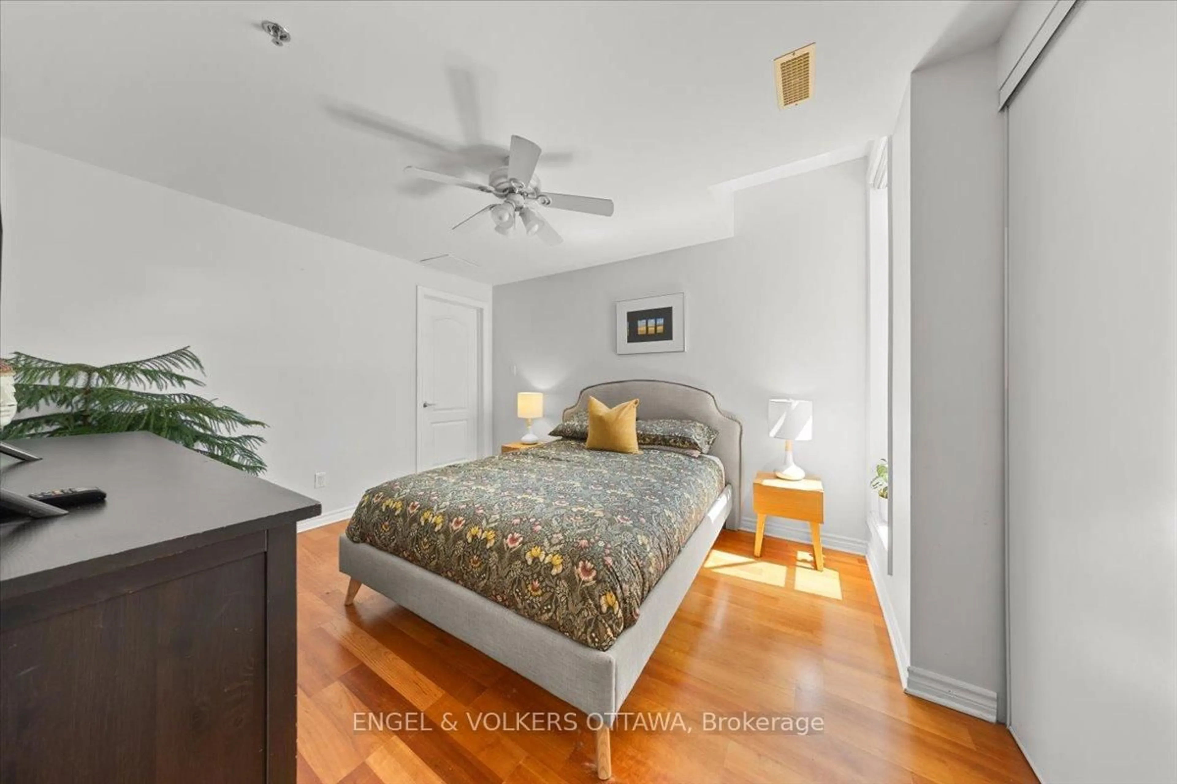 Bedroom with bed, unknown for 6 Grove Ave #205, Ottawa Ontario K1S 3A6