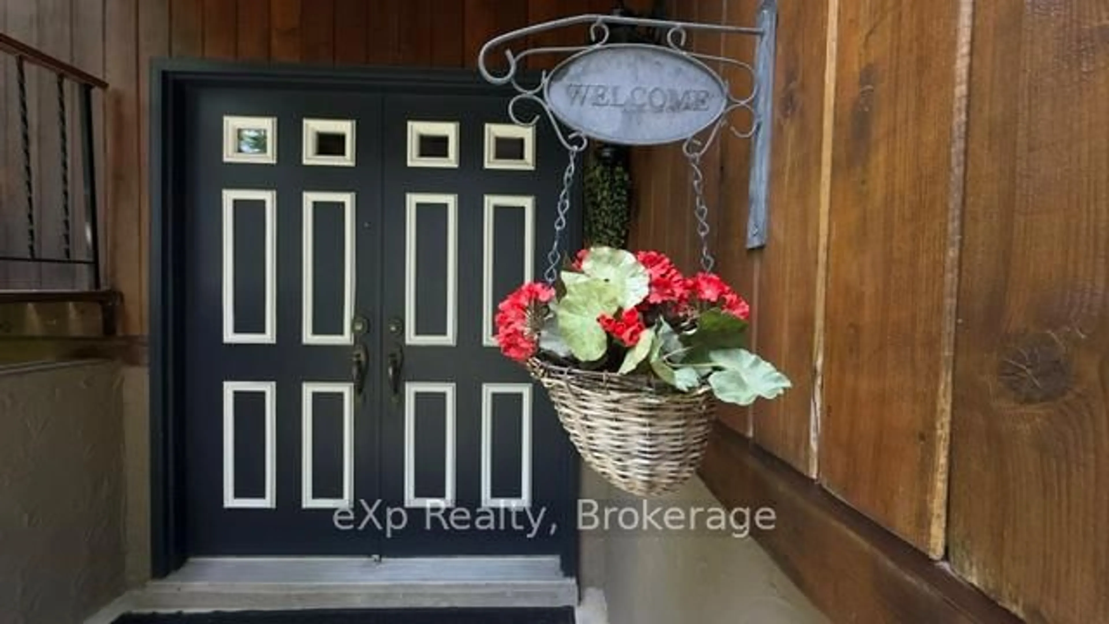 Indoor entryway for 113 Country Lane Rd, West Grey Ontario N0G 1S0