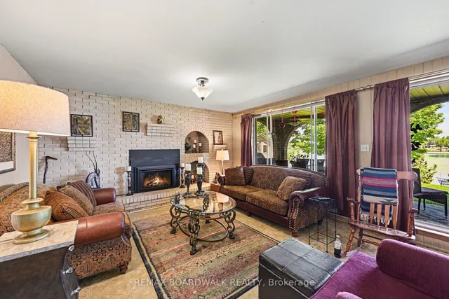 126 Lakeshore Rd, White Lake 4