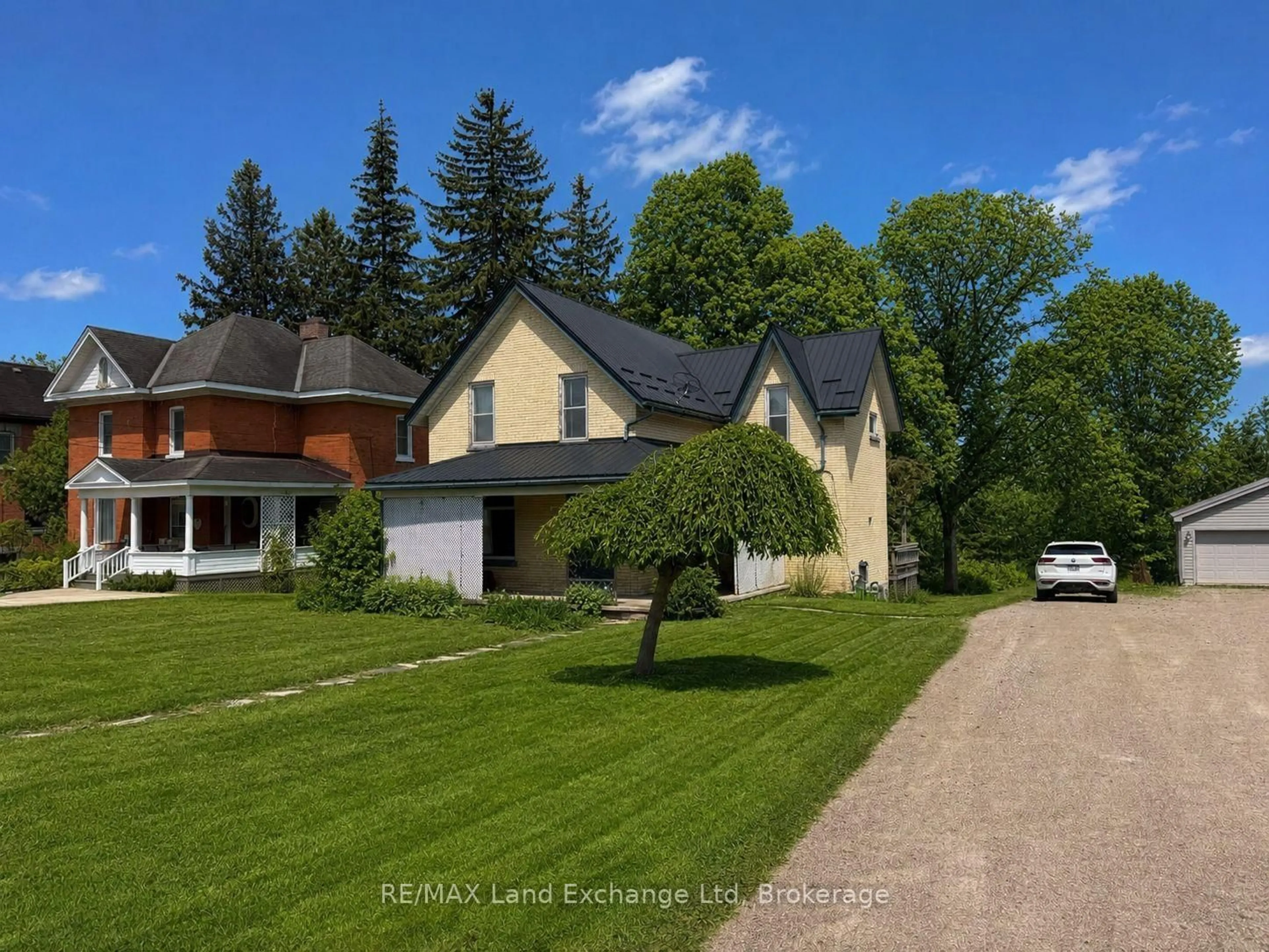 A pic from outside/outdoor area/front of a property/back of a property/a pic from drone, street for 126 Diagonal Rd, North Huron Ontario N0G 2W0
