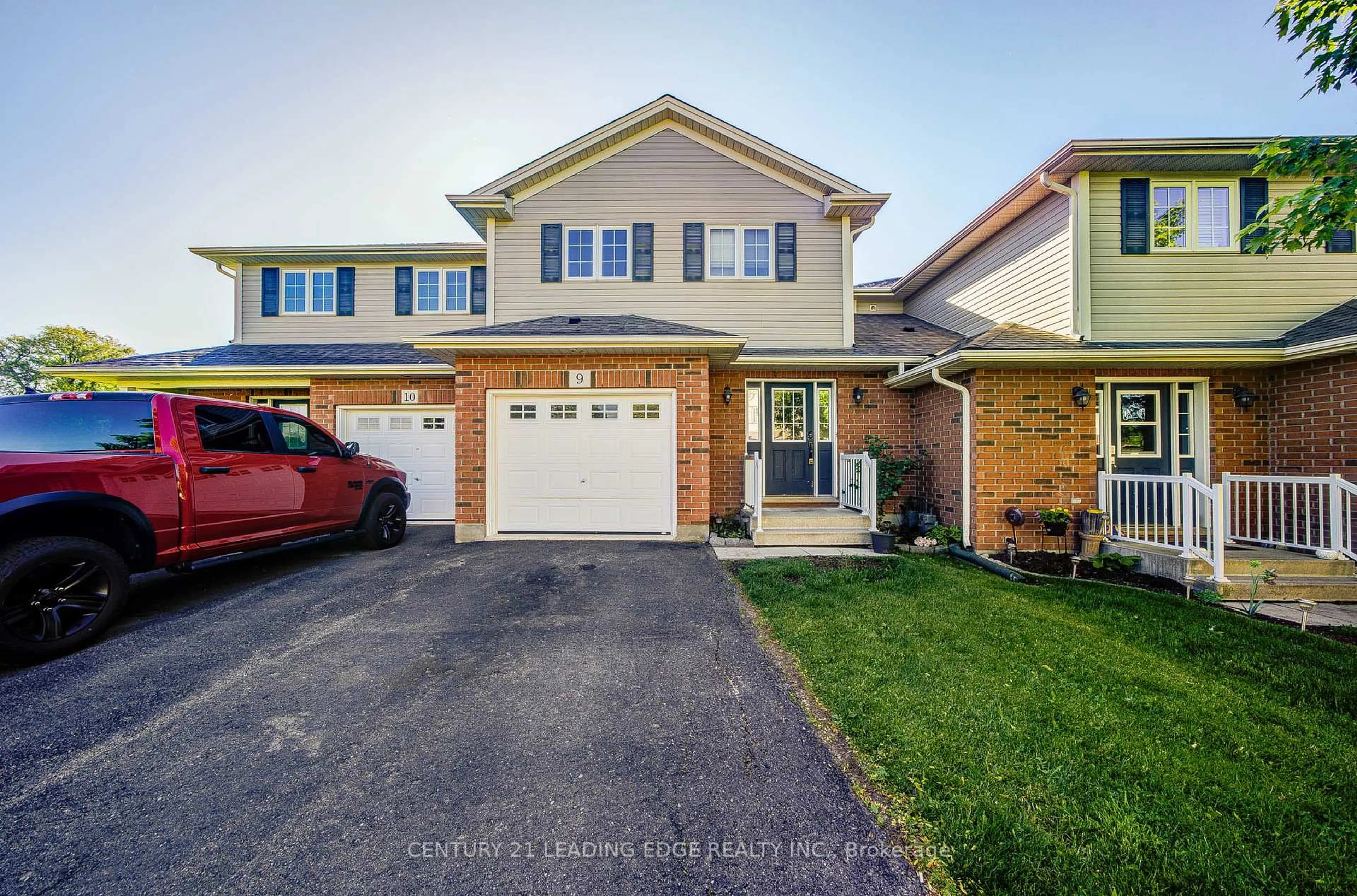 Home with brick exterior material, street for 124 College St #9, West Lincoln Ontario L0R 2A0