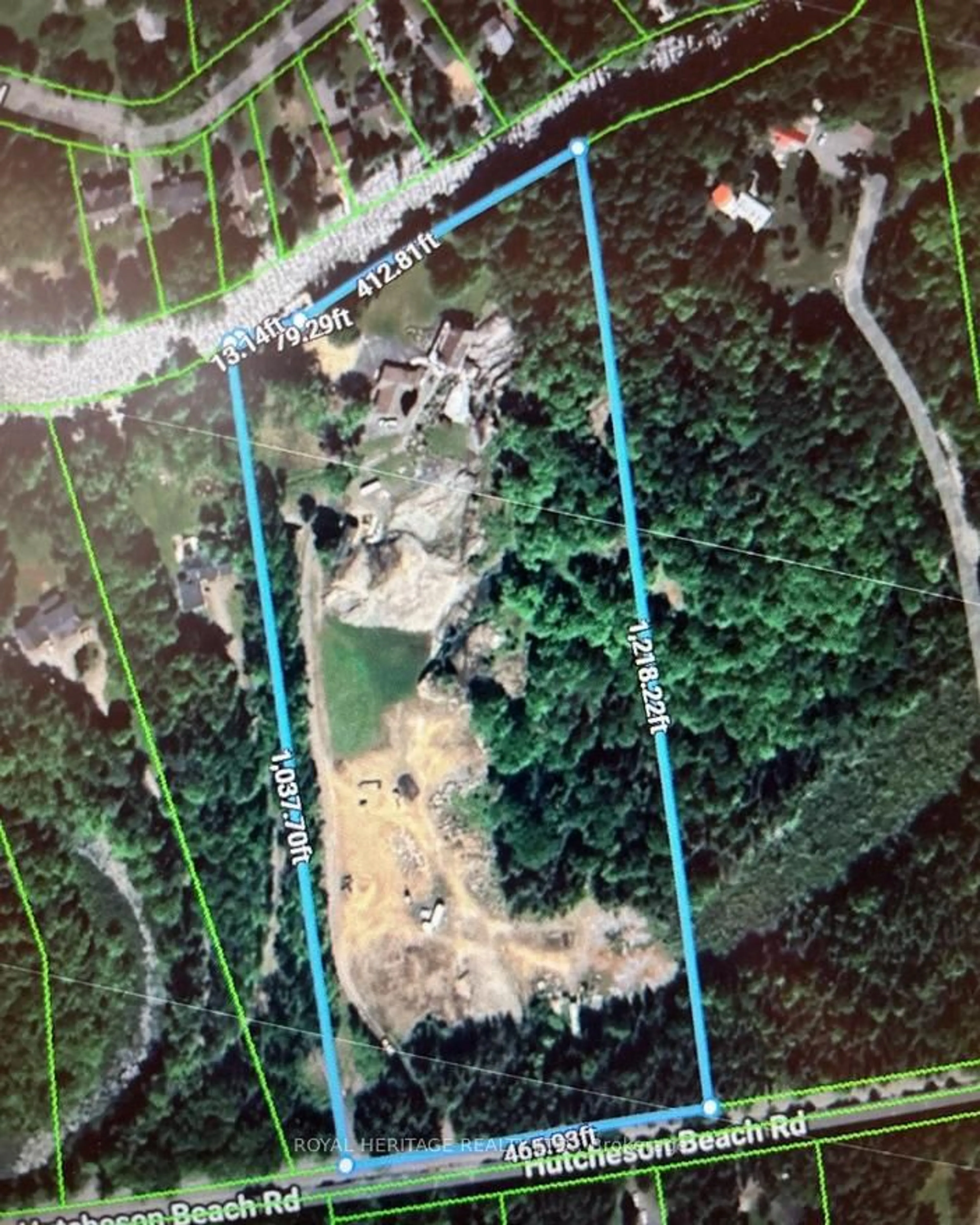 A pic from outside/outdoor area/front of a property/back of a property/a pic from drone, forest/trees view for 120 Hutcheson Beach Rd, Huntsville Ontario P1H 1N4