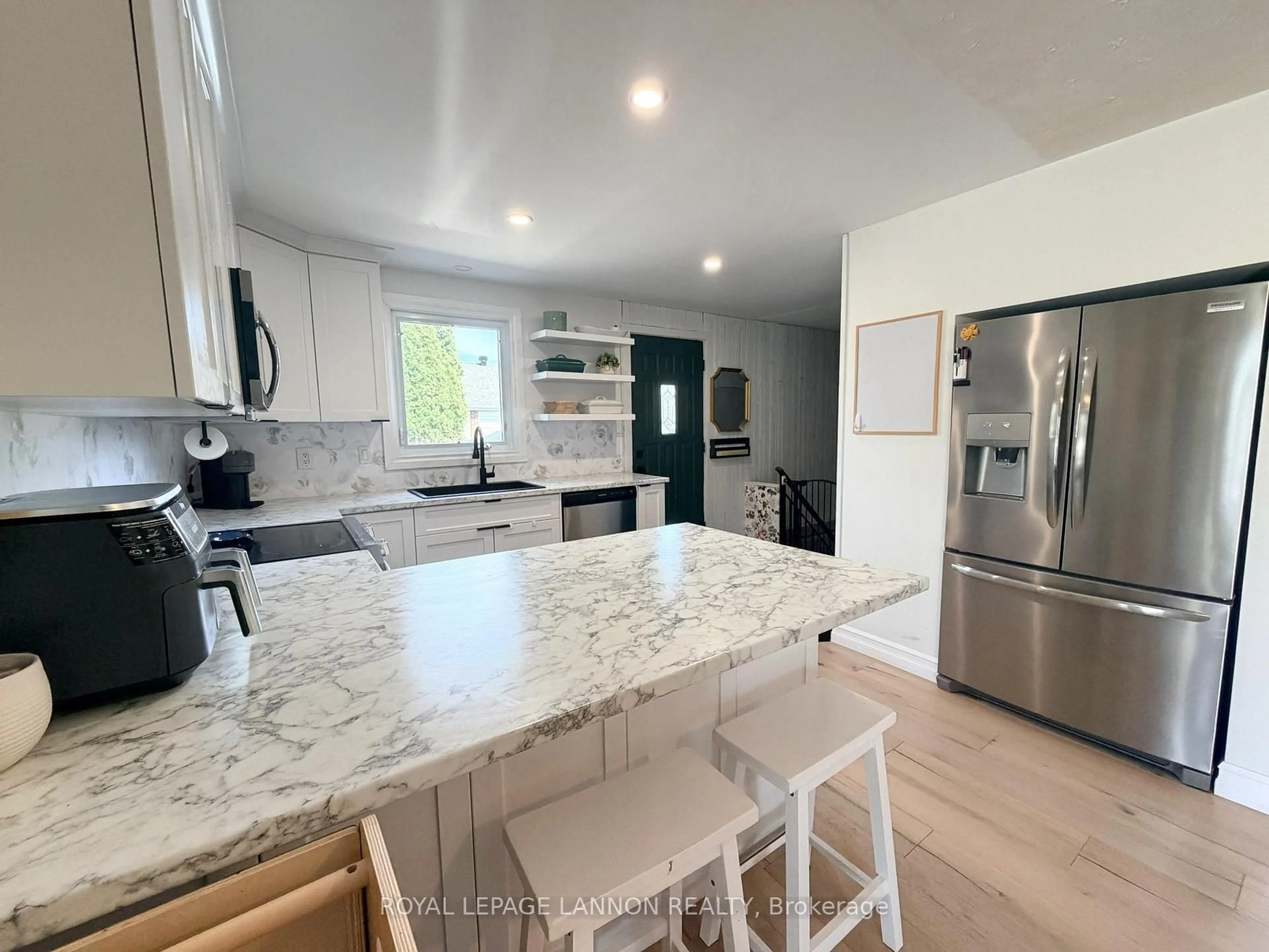 Open concept kitchen, ceramic/tile floor for 102 Thom St, Greenstone Ontario P0T 1M0