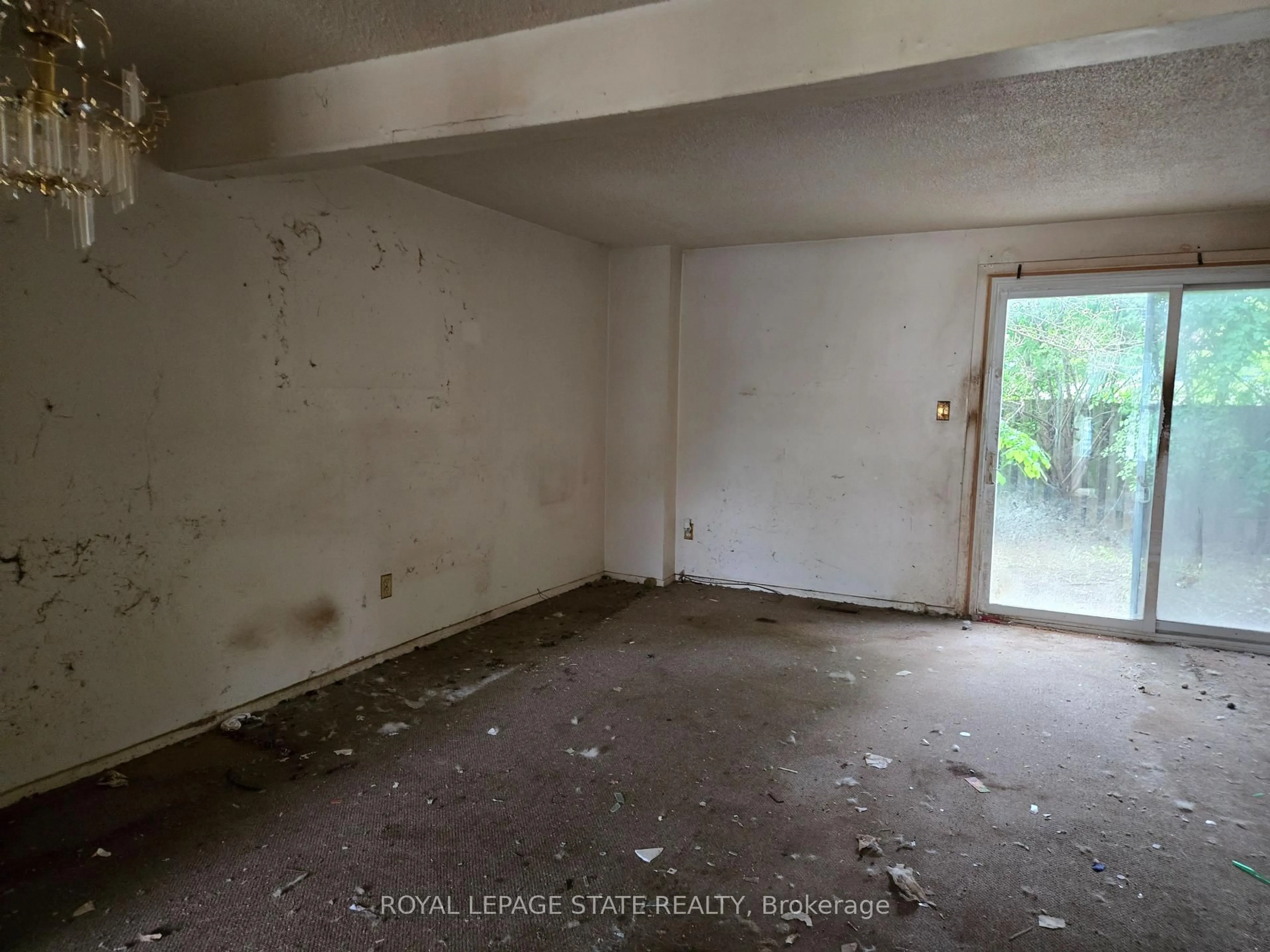 A pic of a room for 5548 Church's Lane, Niagara Falls Ontario L2J 3J2