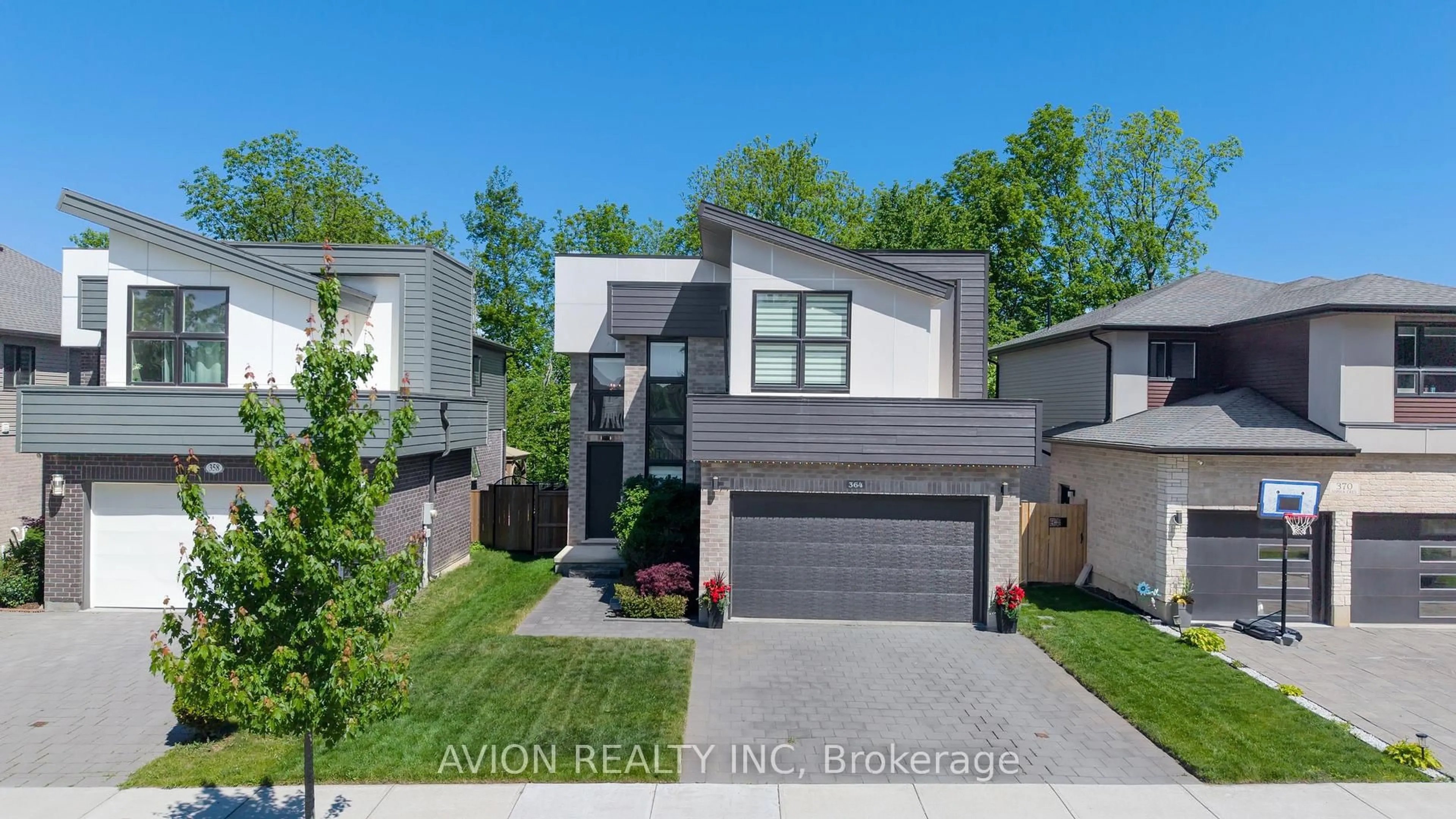 Unknown for 364 Sophia Cres, London North Ontario N6G 0T4