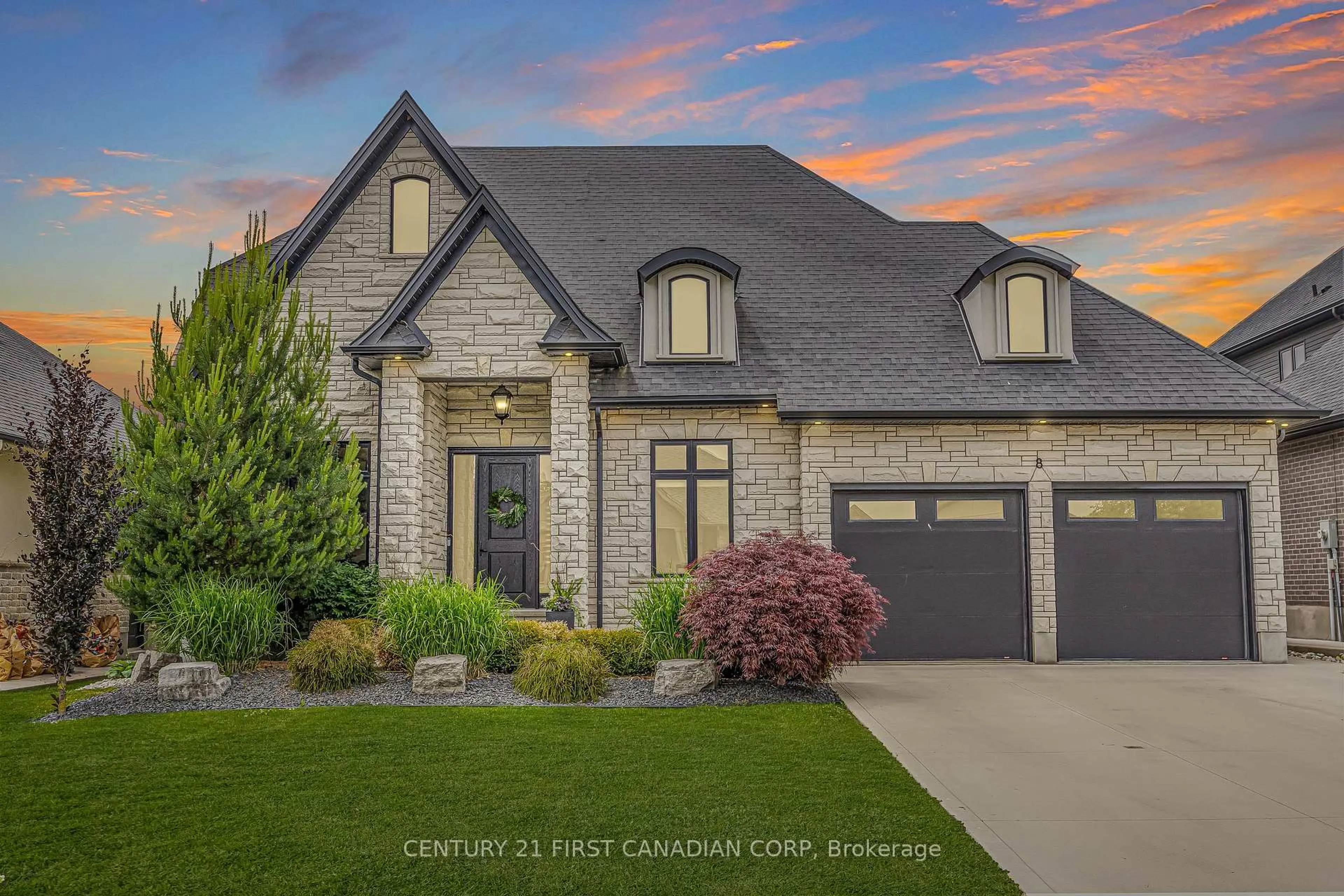 Home with brick exterior material, street for 8 Oscar Davis Crt, Strathroy-Caradoc Ontario N7G 0G3