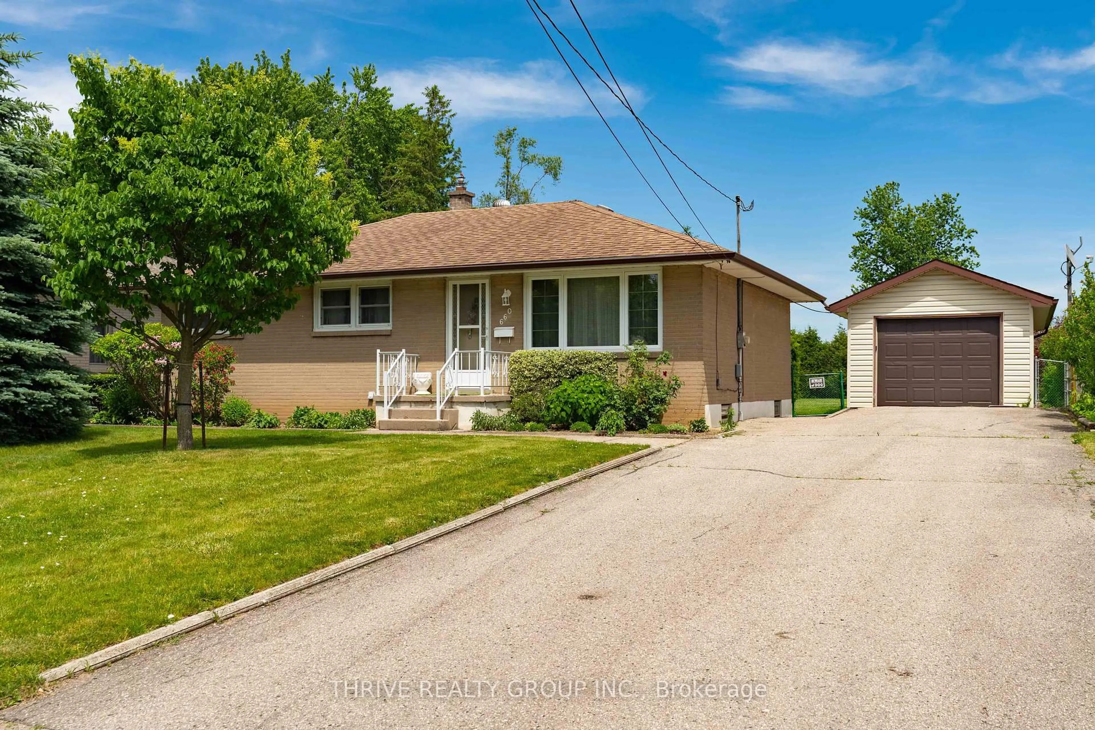 Unknown for 660 Gordon Ave, London South Ontario N6J 2W2