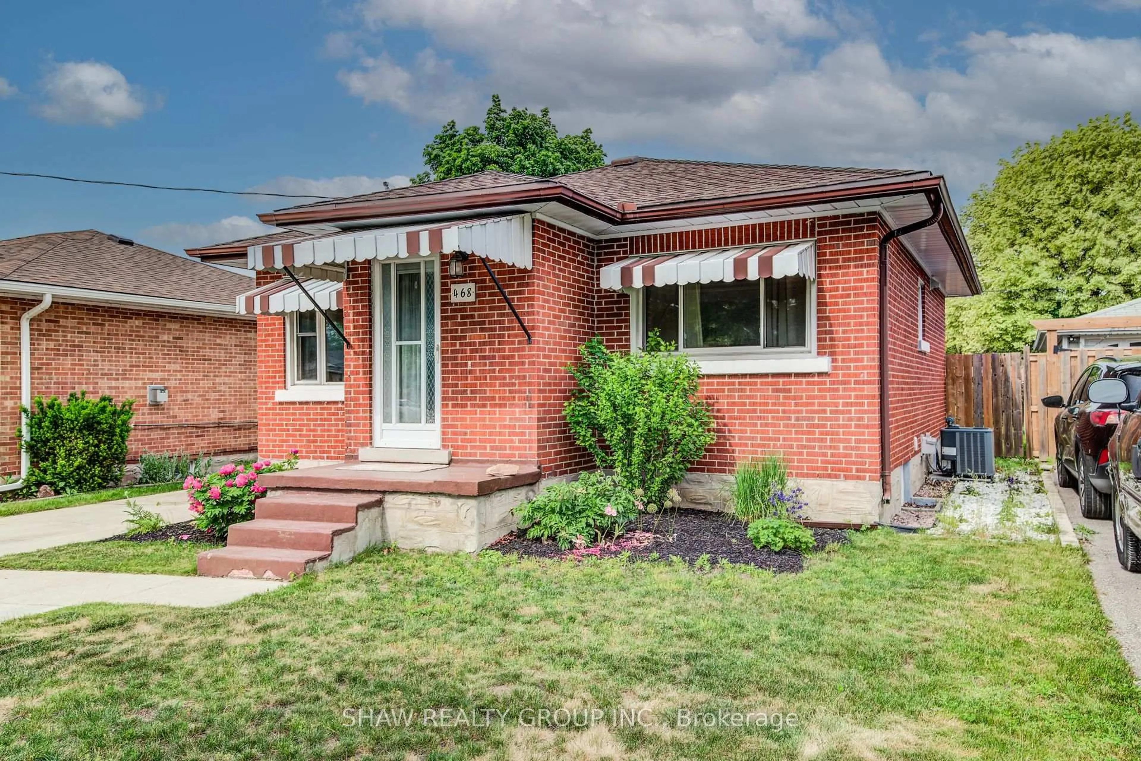 Home with brick exterior material, street for 468 Highland Rd, Kitchener Ontario N2M 3W7