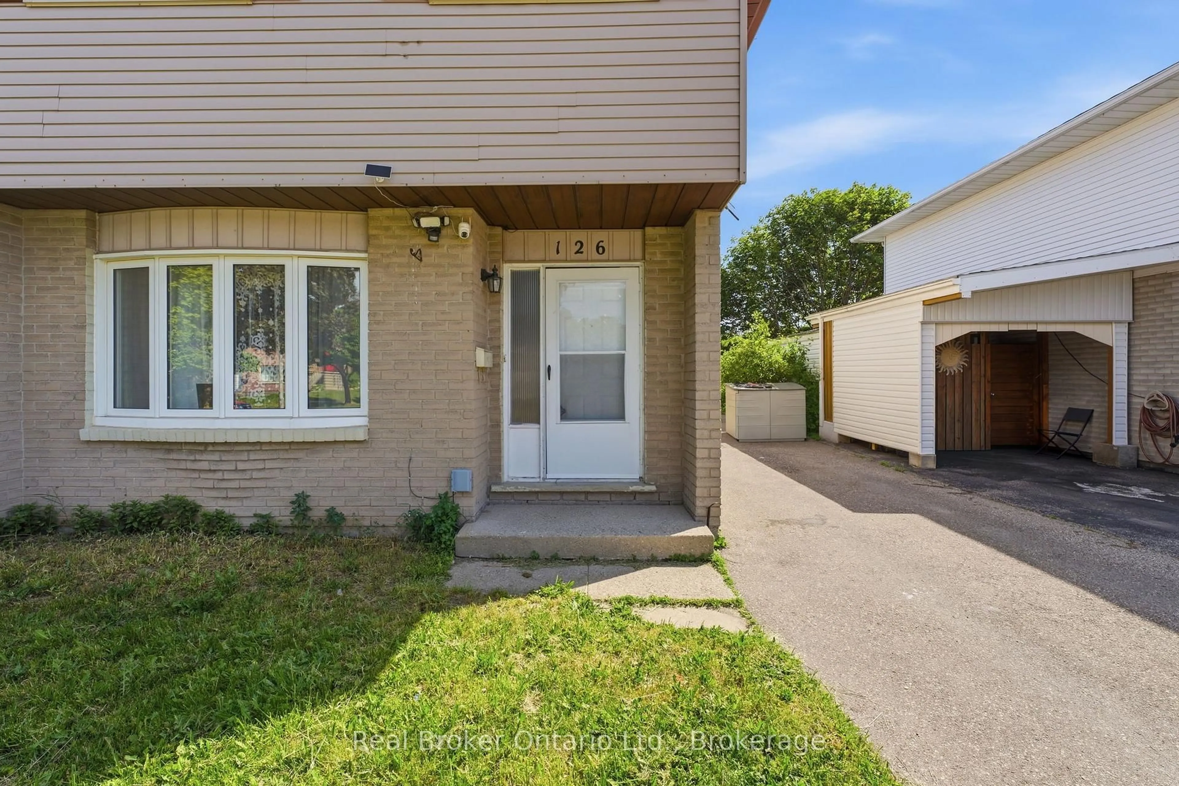 Unknown for 126 Dinison Cres, Kitchener Ontario N2E 2V2
