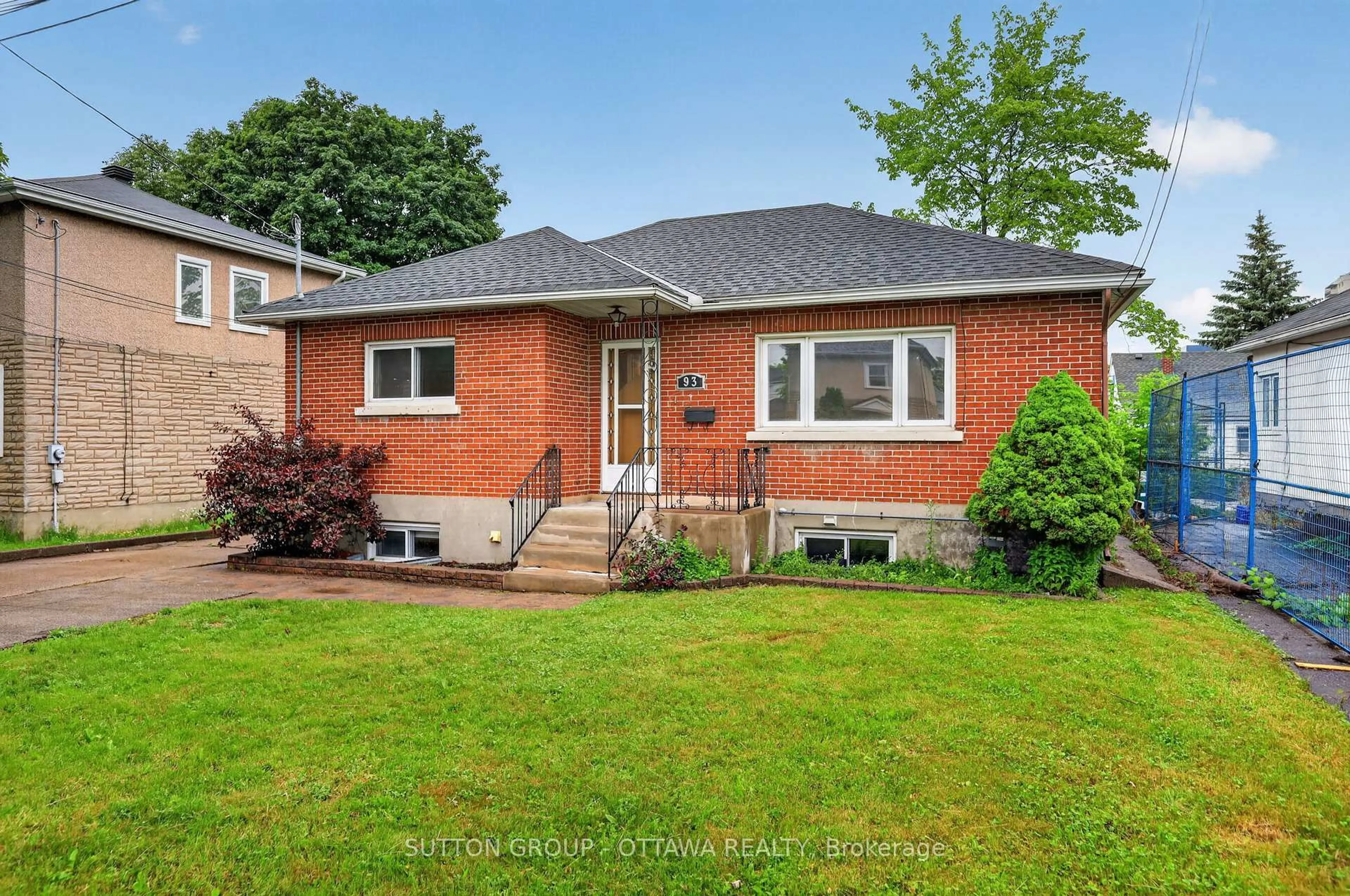 Home with brick exterior material, street for 93 ONTARIO St, Ottawa Ontario K1K 1K8