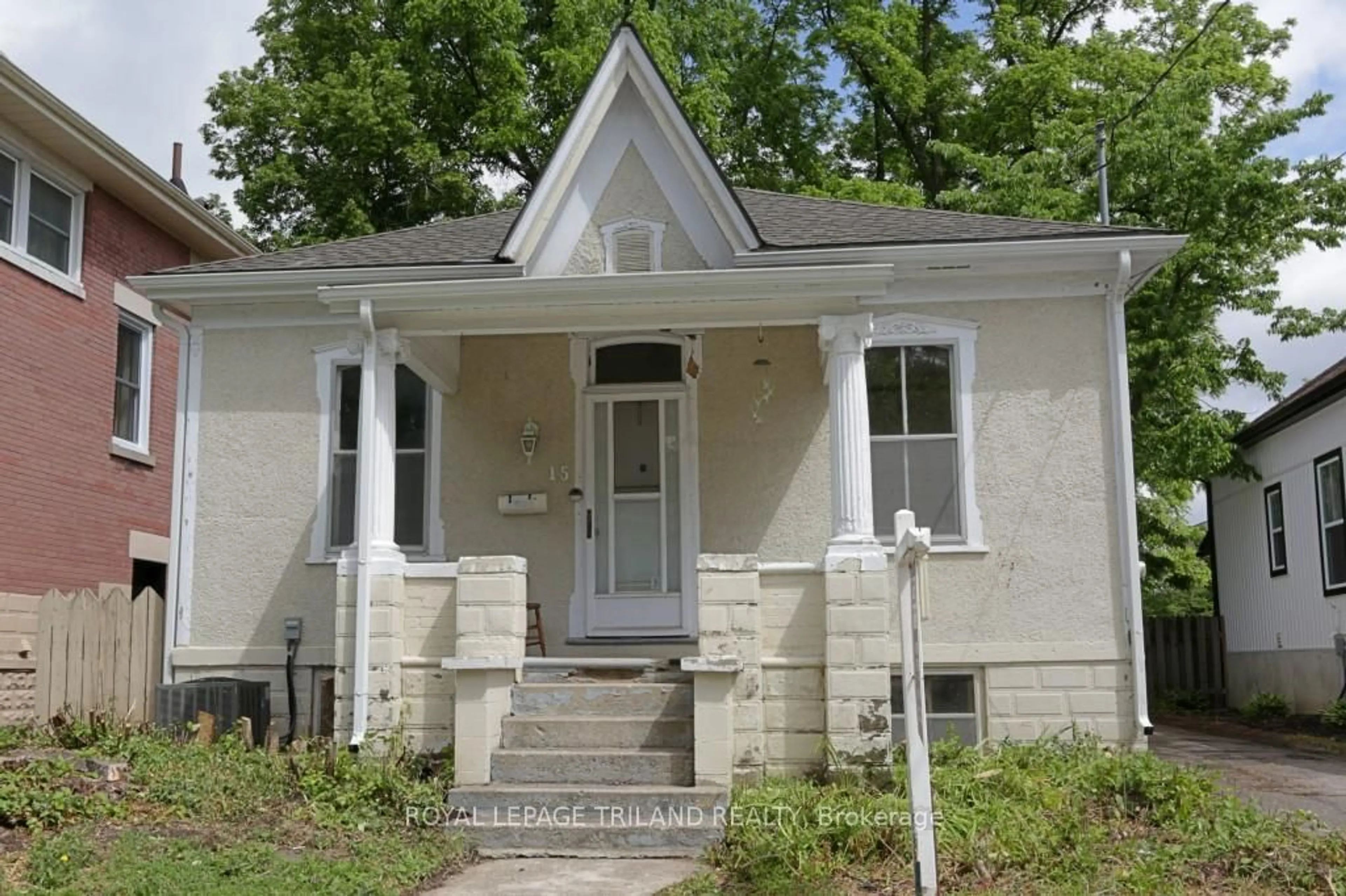 Unknown for 15 Cove Rd, London South Ontario N6J 1H7