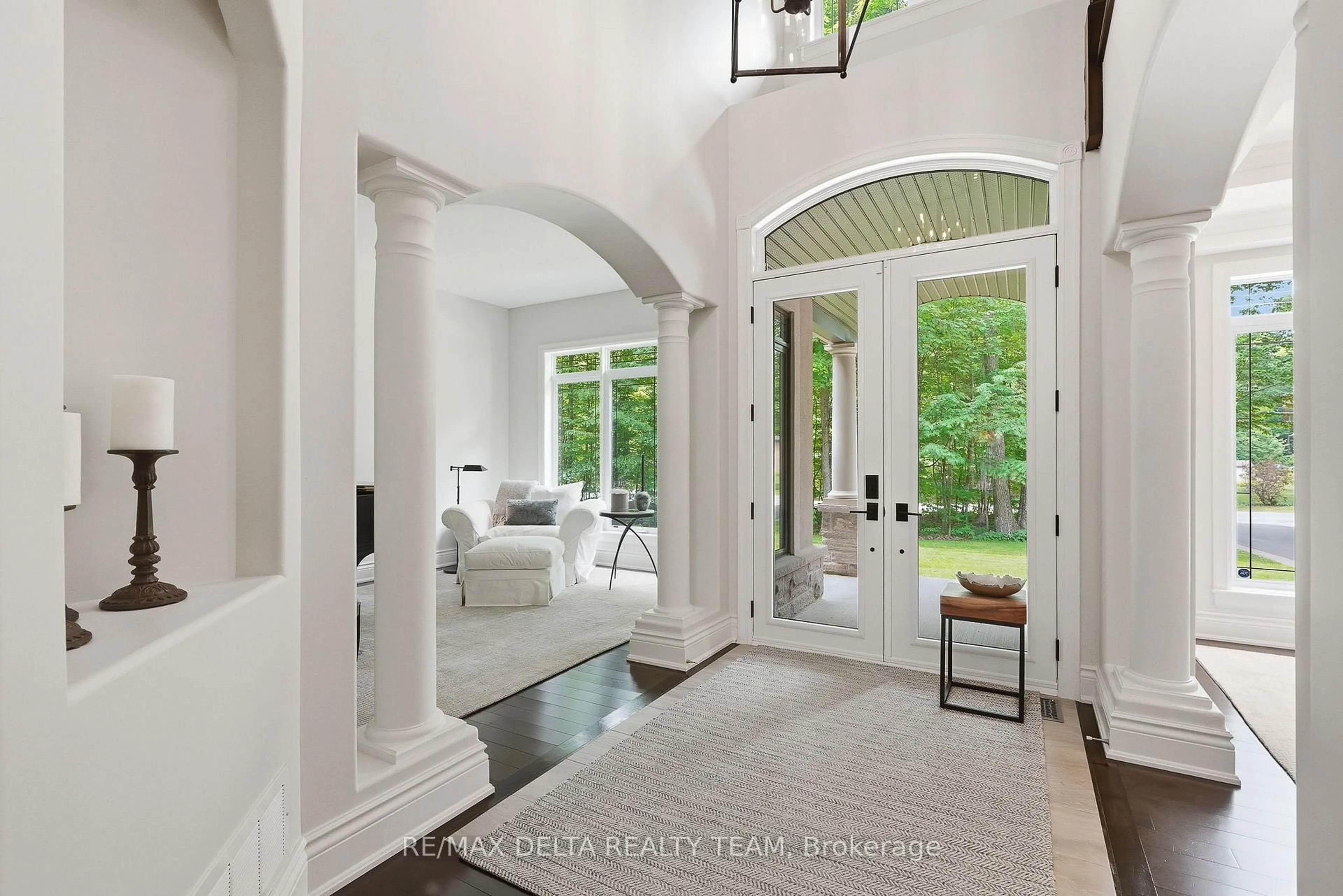 Indoor entryway for 1353 Jules Leger Dr, Ottawa Ontario K4C 1E2